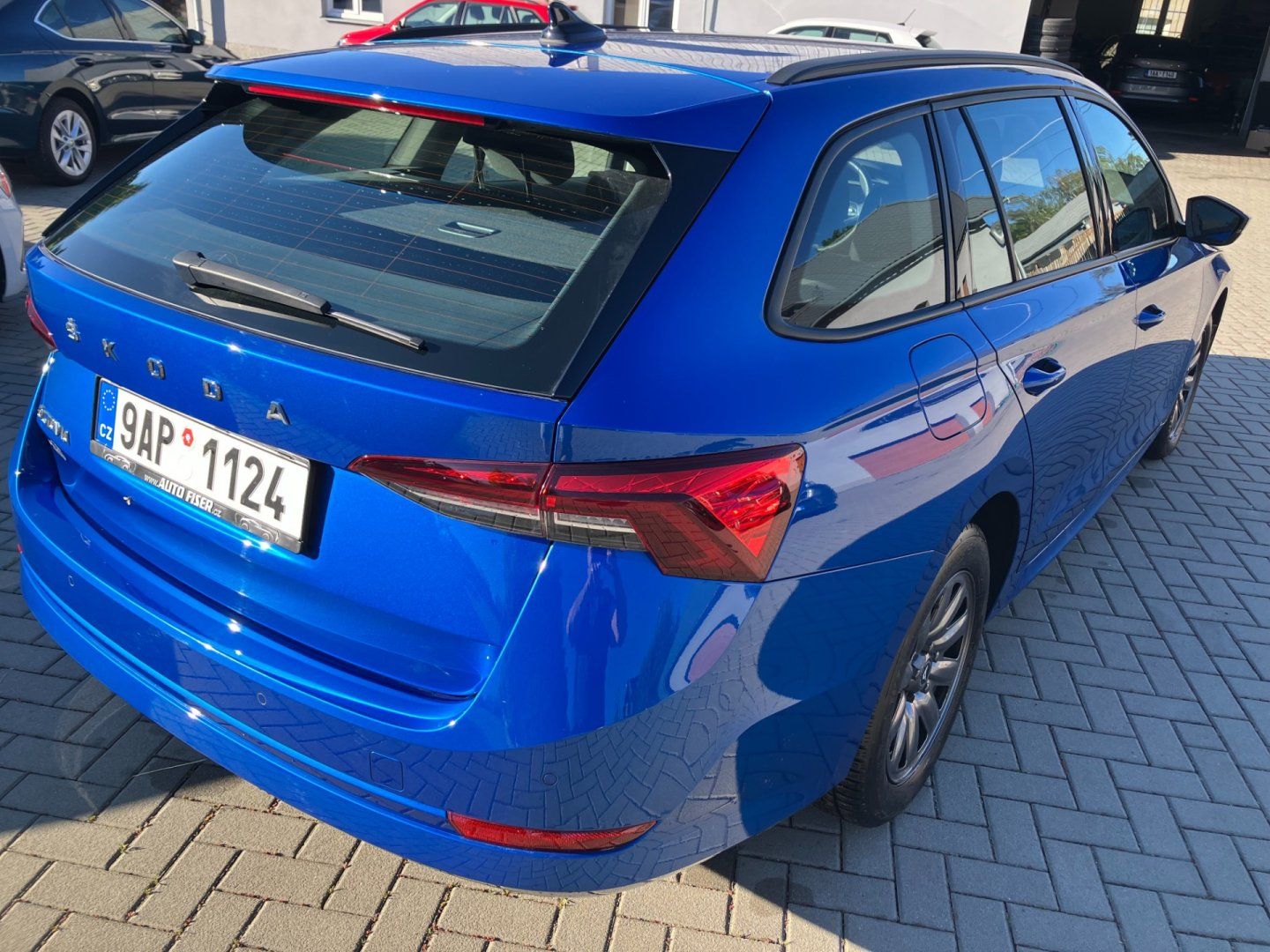 Škoda Octavia, 2.0TDI AMBITION PLUS NAJ.43TKM - fotka 5