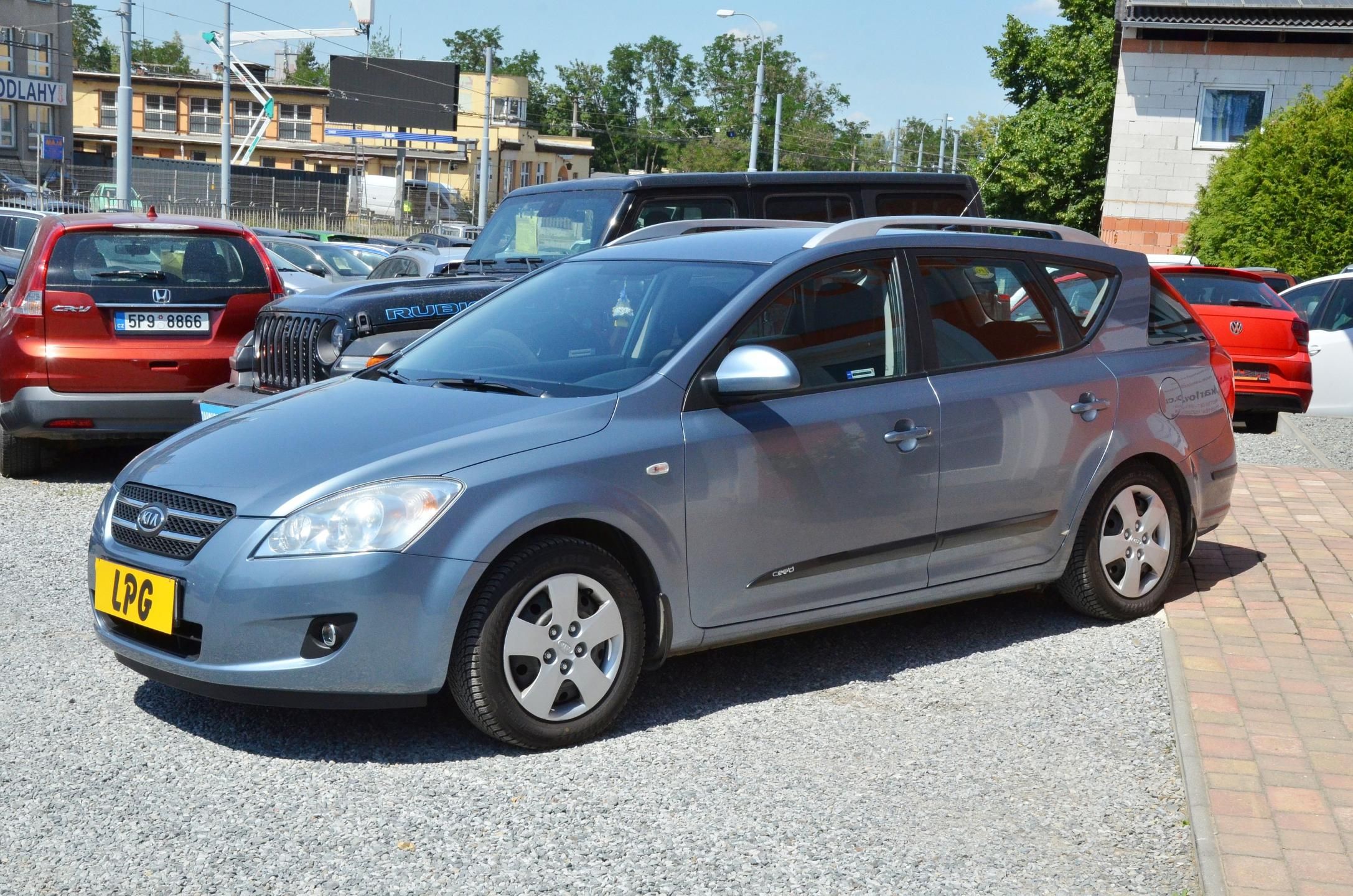 Kia Cee´d, 1.4i 80kW / ČR / LPG - fotka 3