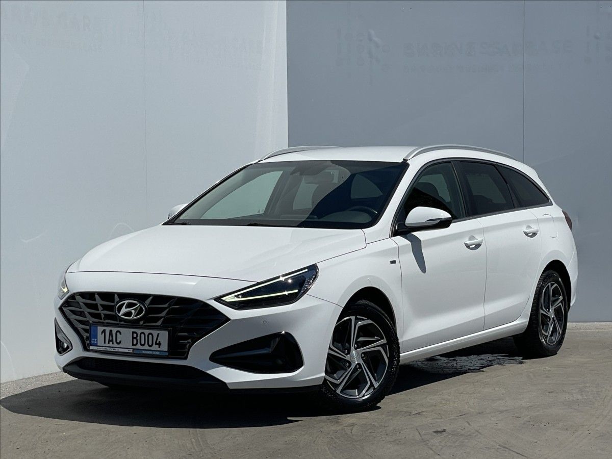 Hyundai i30, 1,5 T-GDI Combi Smart PDC