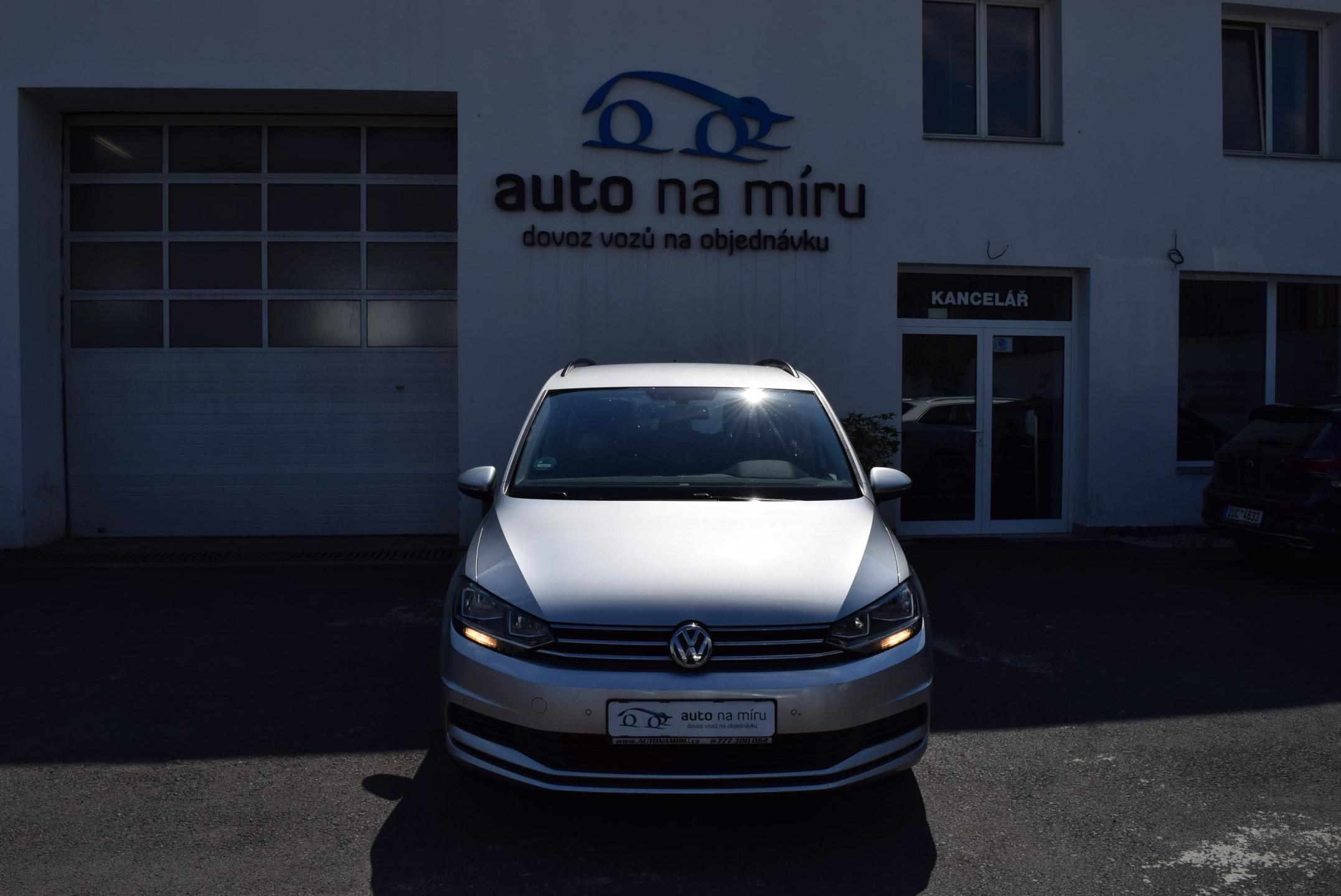 Volkswagen Touran, 1.5TSI 110kw CLBMT 7MÍST TAŽNÉ - fotka 3