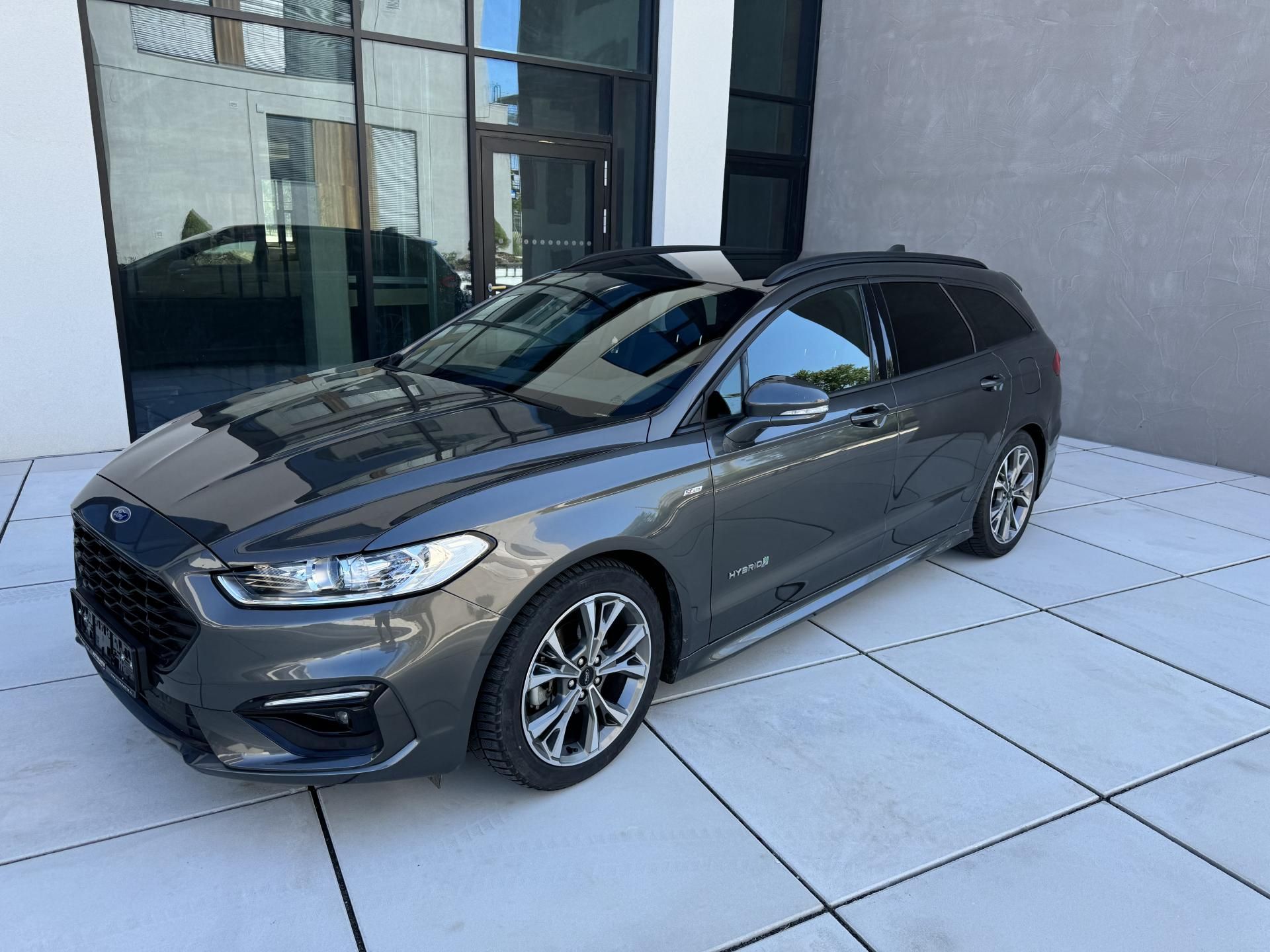 Ford Mondeo, 2.0 Hybrid ecvT Auto ST SW 1 M - fotka 3