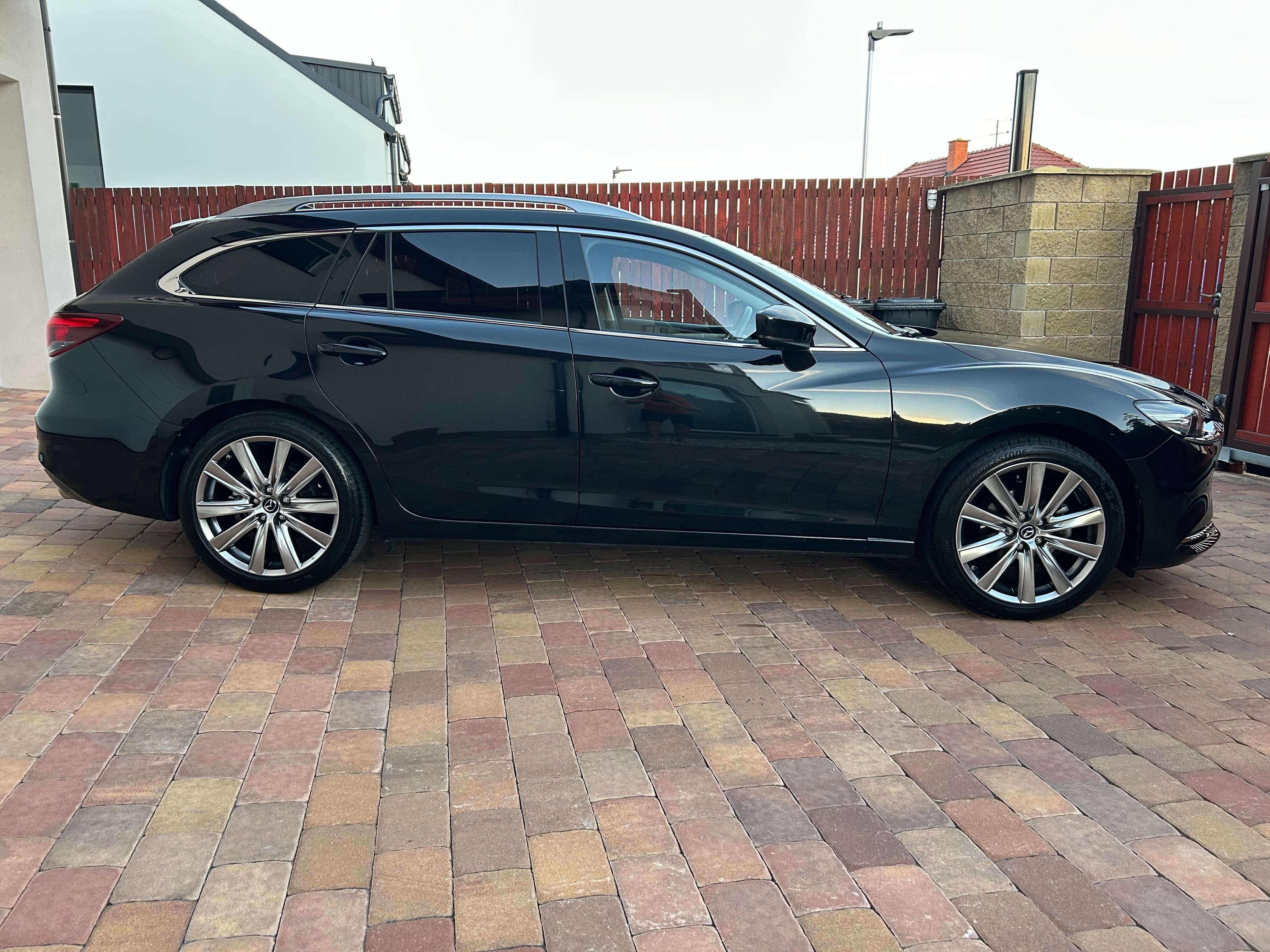 Mazda 6, 2.0 SKYACTIV-G165 EXCLUSIVE - fotka 4