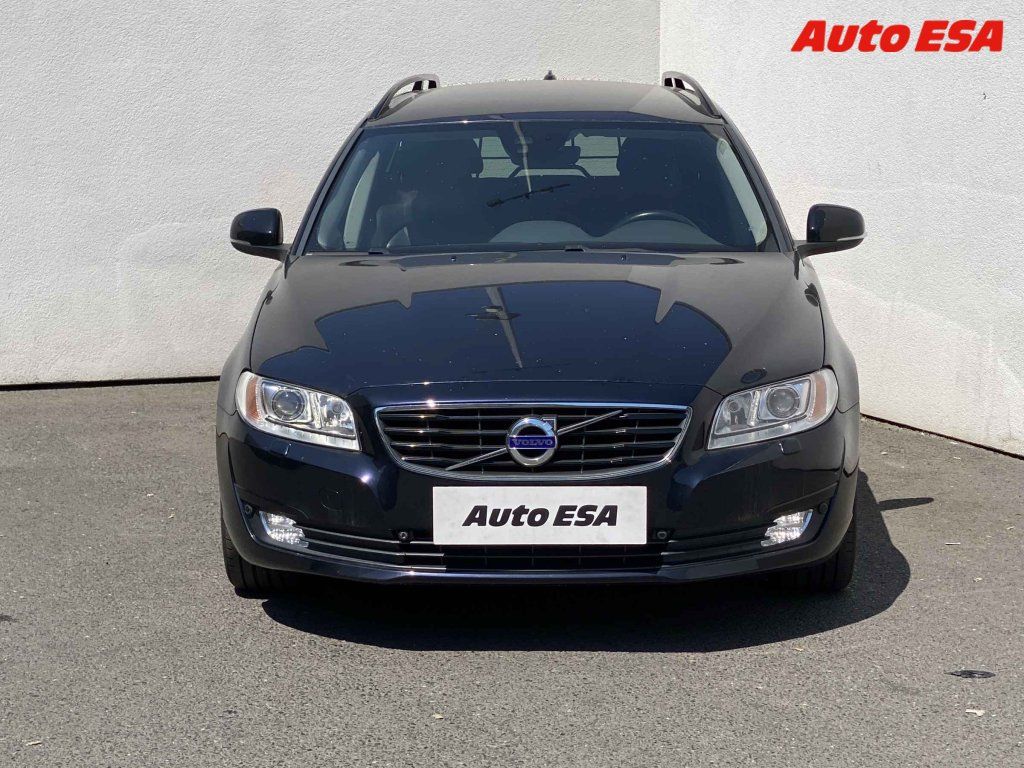 Volvo V70, 2.0 D4,Bixen,navi,kůže - fotka 2