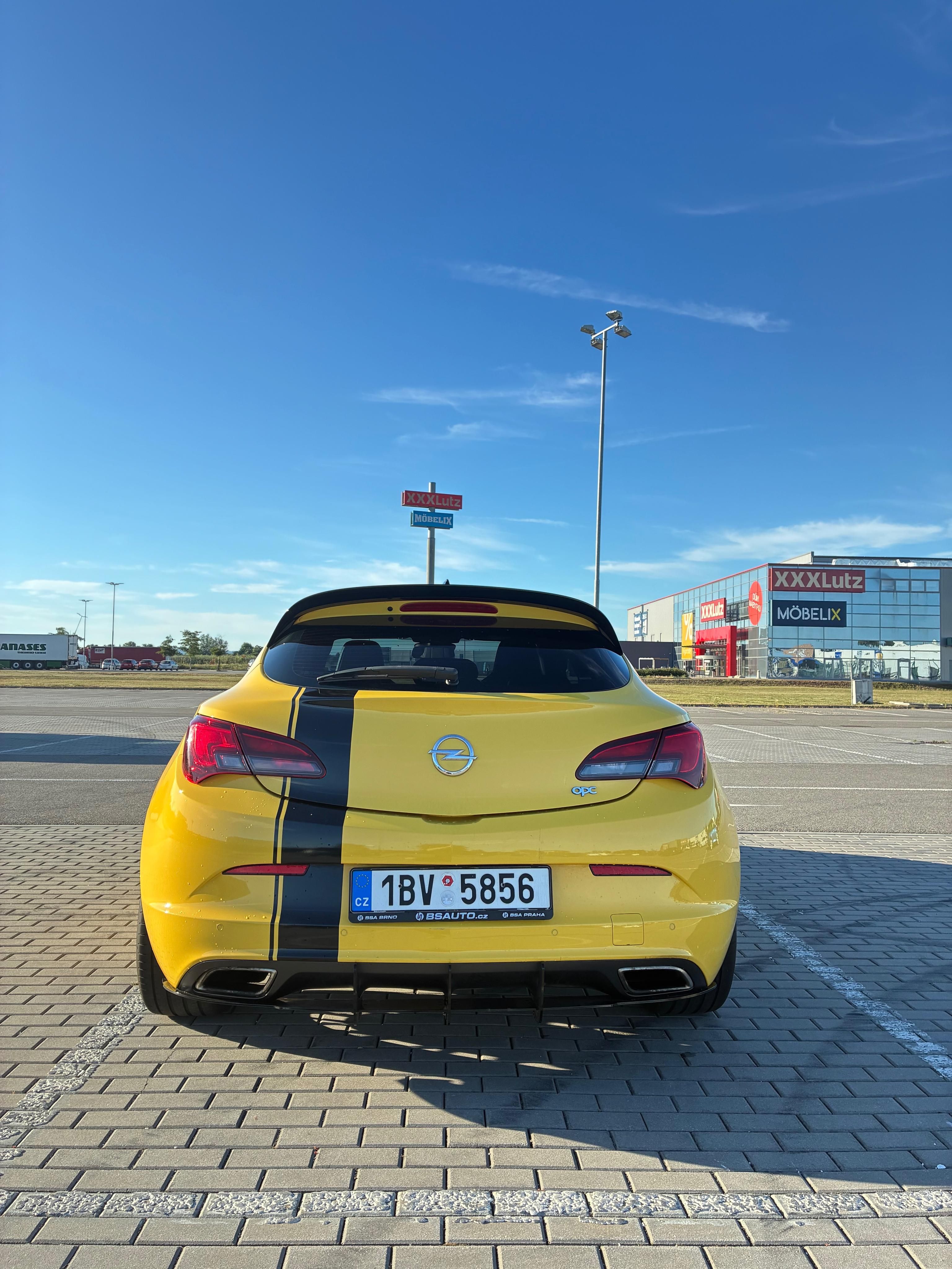 Opel Astra, J GTC OPC 2.0 Turbo | 2018 - fotka 5