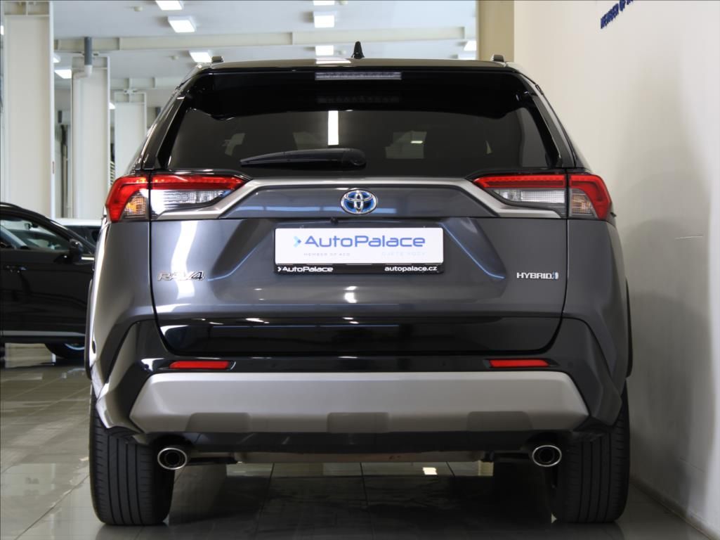Toyota Rav4, 2,5 Hybrid Selection 1.maj.ČR - fotka 4
