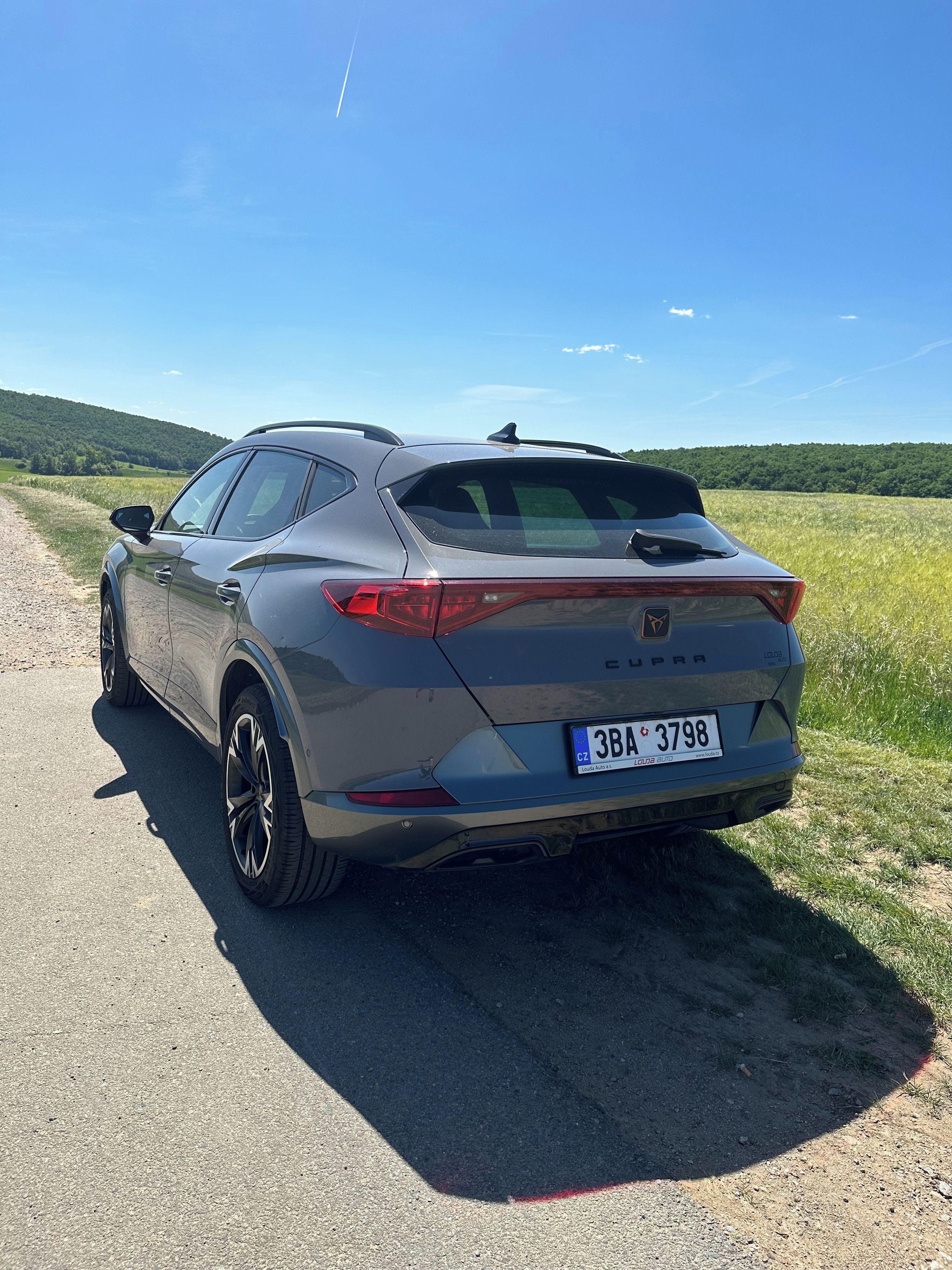 Cupra Formentor, 2.0 TSI, 140 kW - fotka 3