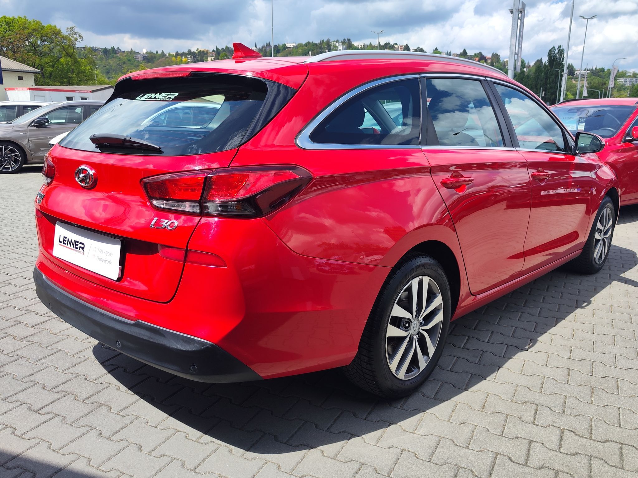 Hyundai i30, 1.6 CRDi/100kW Style DCT - fotka 5