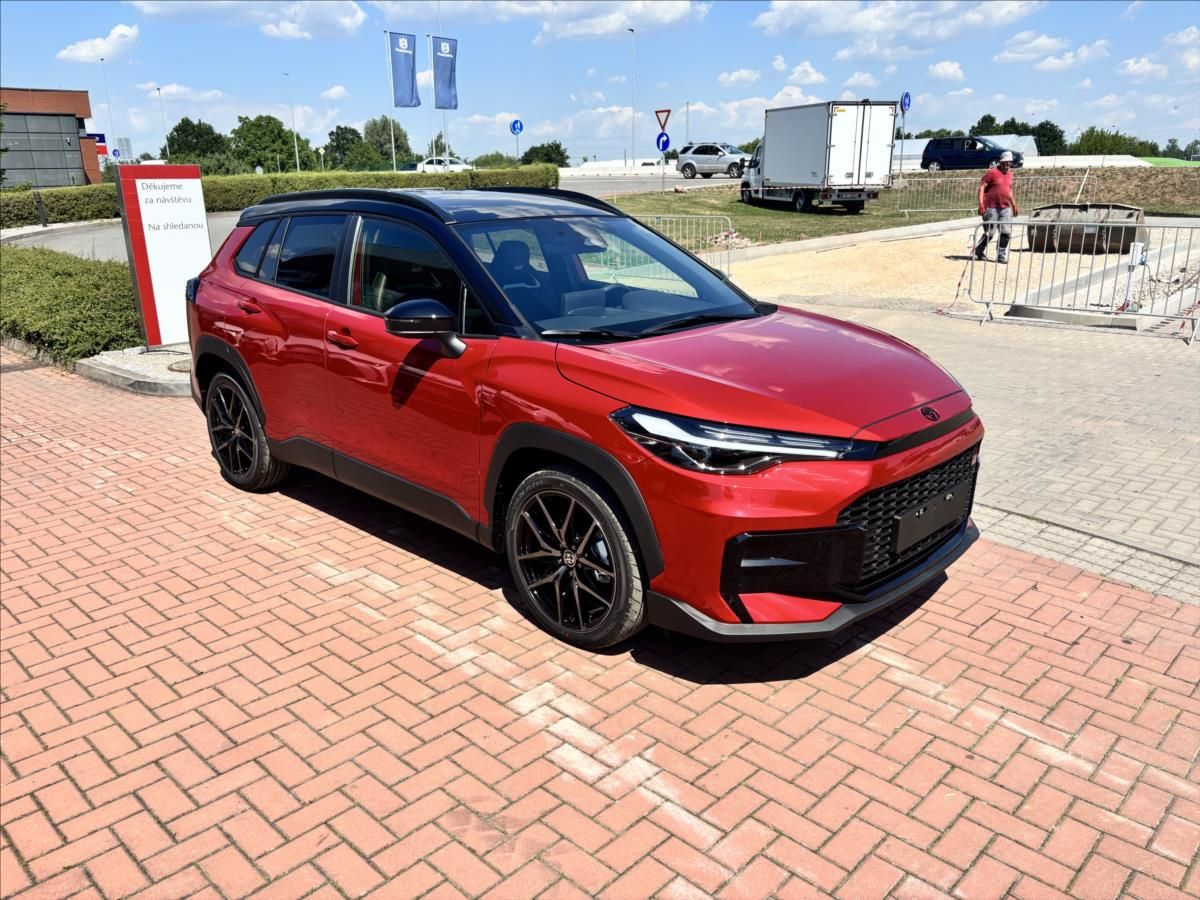 Toyota Corolla, 2,0 HEV  GR SPORT - fotka 3