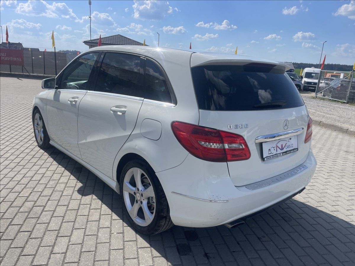Mercedes-Benz Třídy B, 1,8 200CDi 100kw Automat, bez - fotka 3