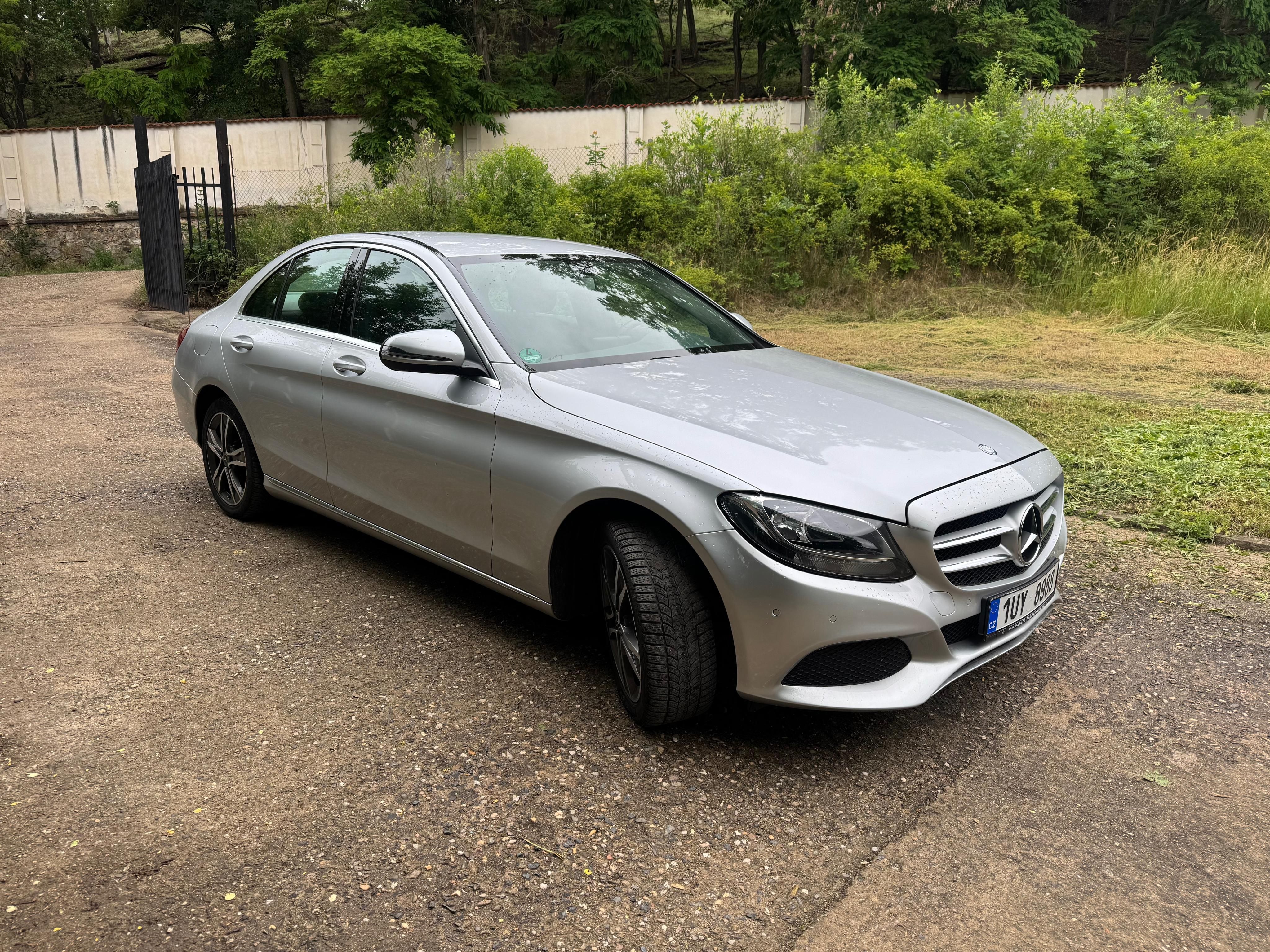 Mercedes-Benz Třídy C, C180, 32tis km - fotka 3