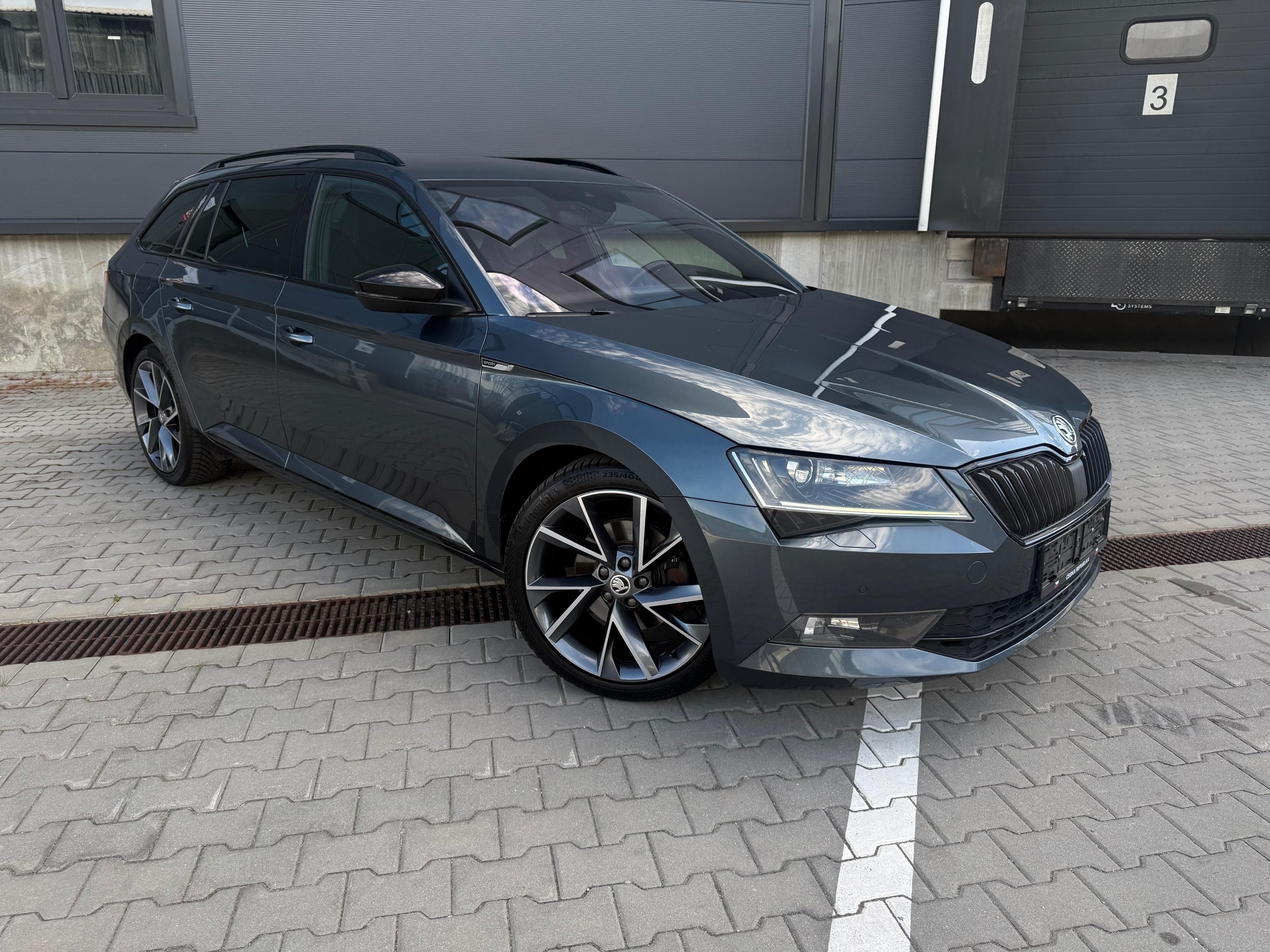 Škoda Superb, Sportline 2.0 TDI 140 kW - fotka 3