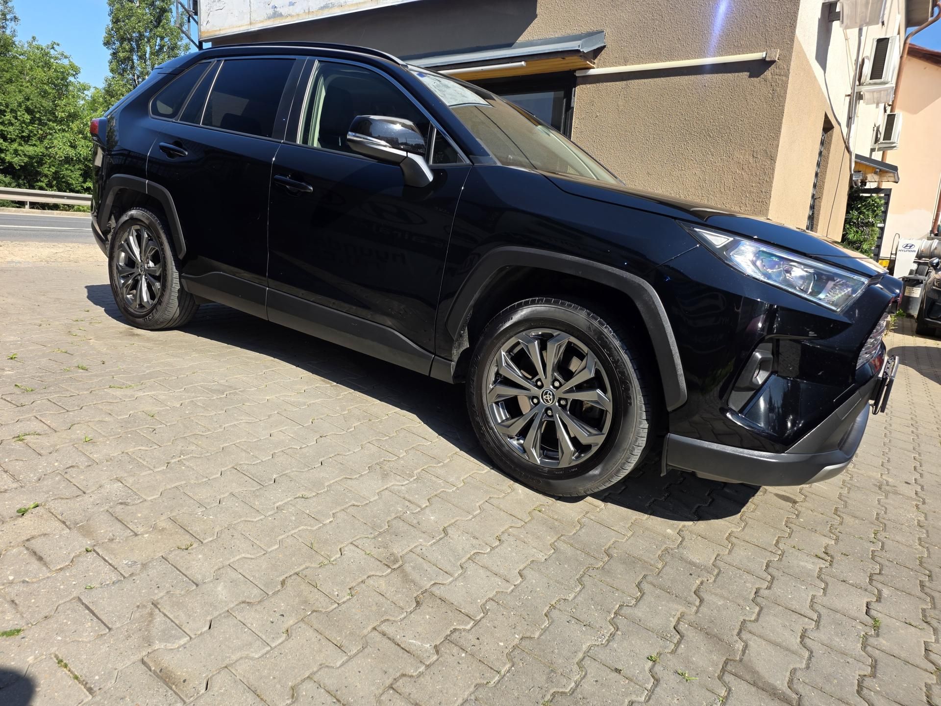 Toyota Rav4, 2.0-4x4-AUT-1.MAJITEL-ZÁRUKA - fotka 5