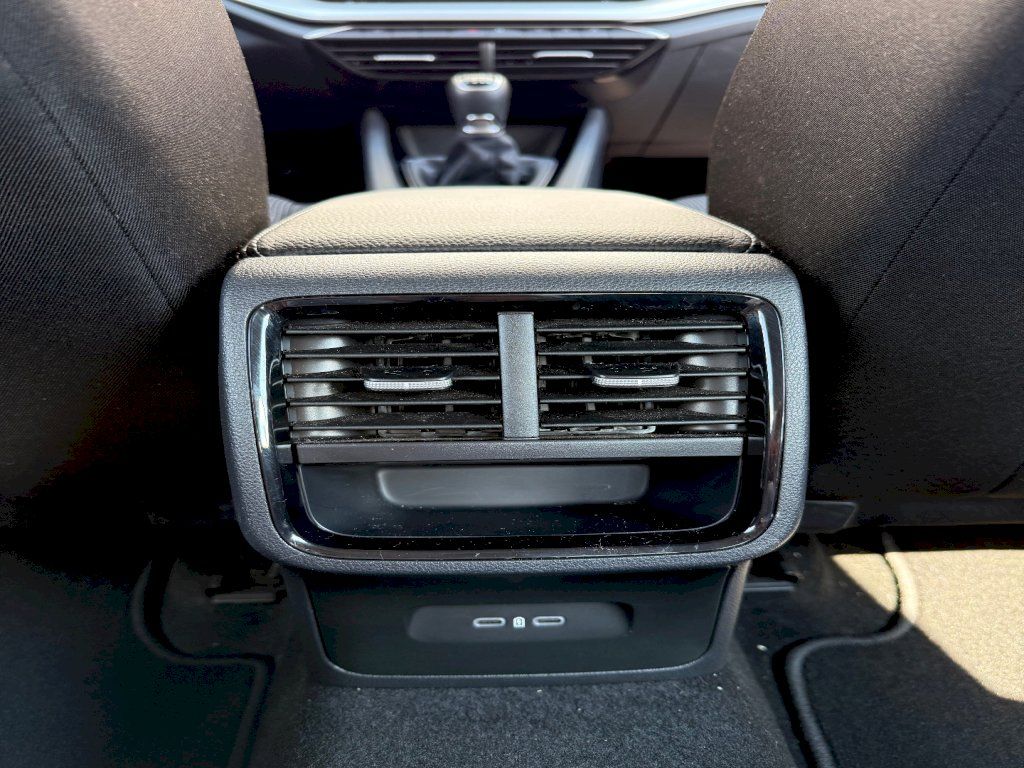 Škoda Octavia, Octavia Selection 2.0 TDI 85kW - fotka 6