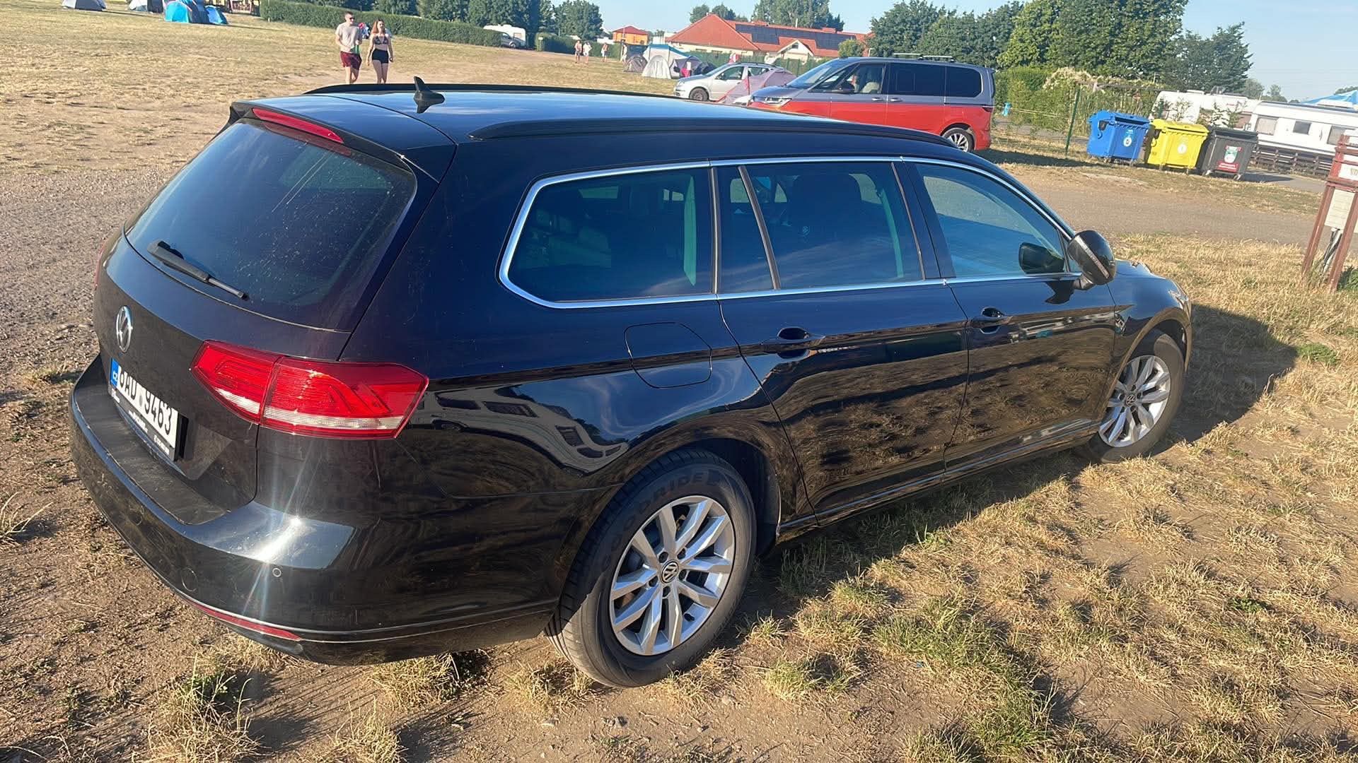 Volkswagen Passat, WV Passat variant TDi 110kw - fotka 2
