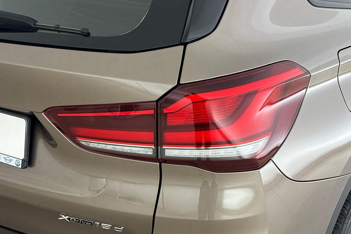 BMW X1, xDrive18d - fotka 5