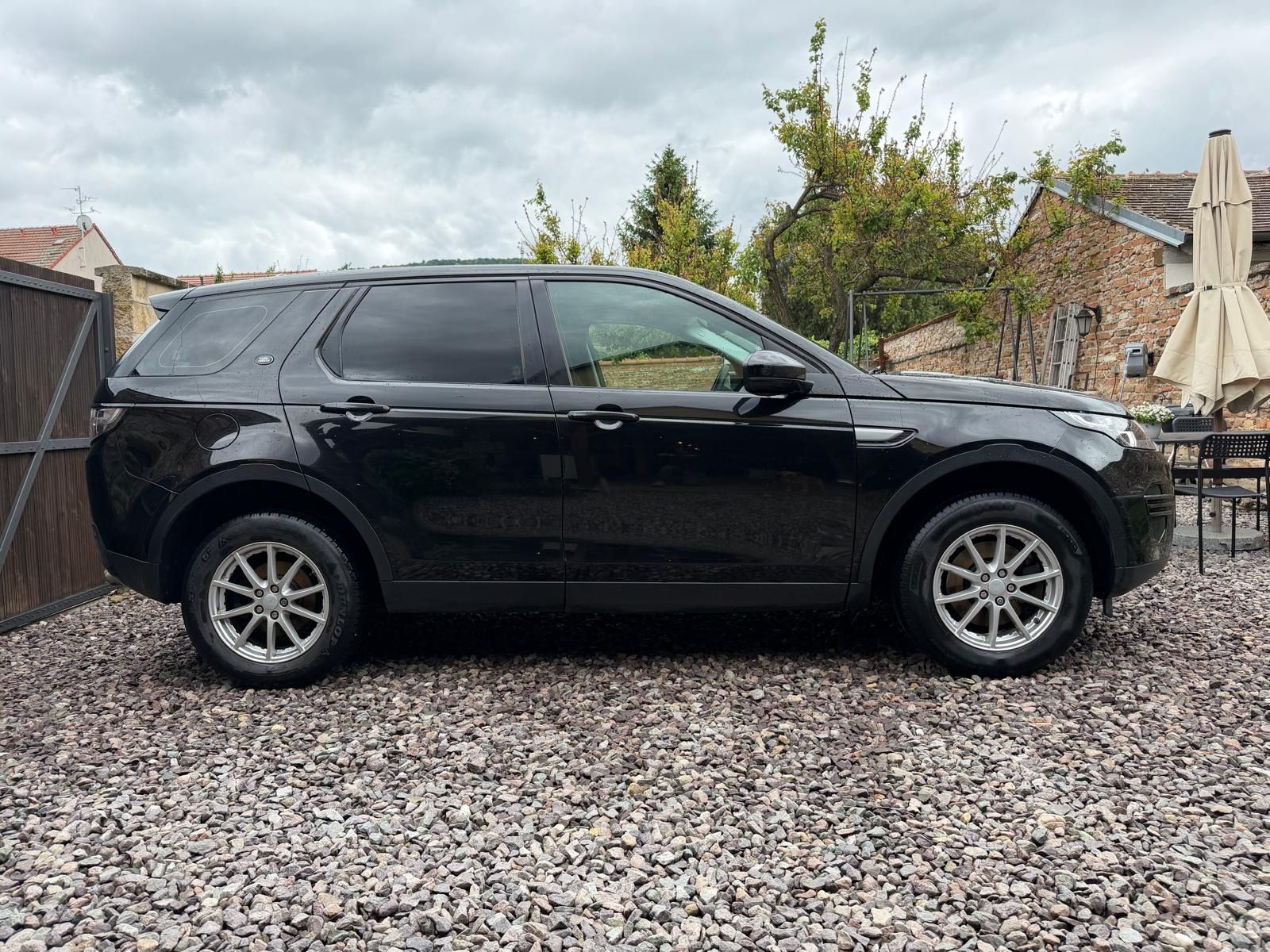 Land Rover Discovery Sport, 2,0TD4  110KW MANUÁL. - fotka 3