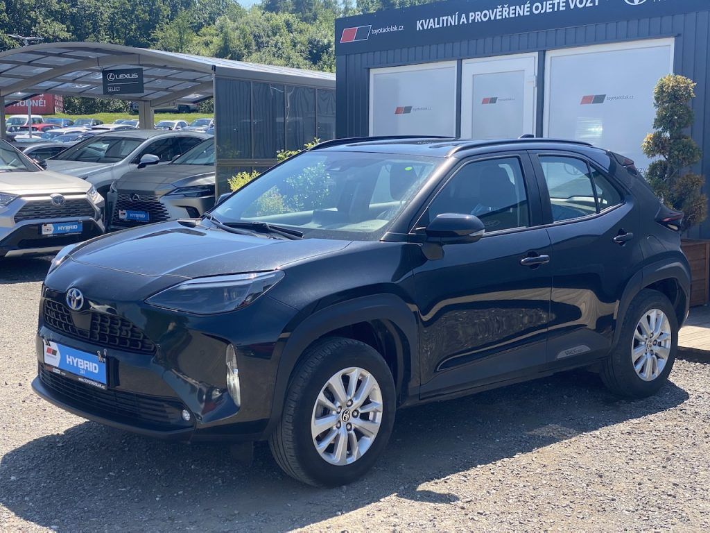 Toyota Yaris Cross, 1.5HEV, ČR, ComTech, 4x4 - fotka 4