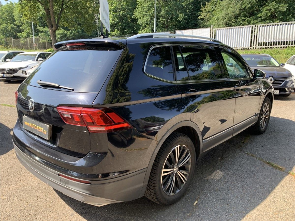 Volkswagen Tiguan, 2,0 TDI 4X4 DSG 140KW PANORAMA - fotka 5