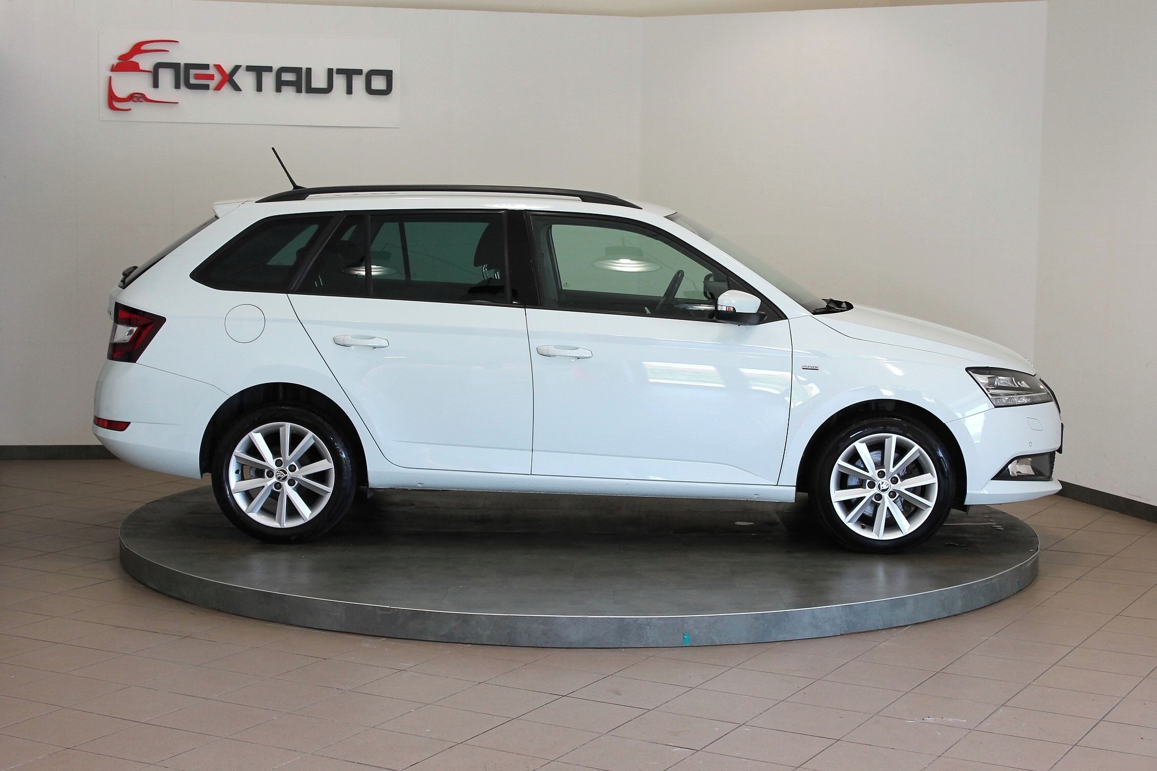 Škoda Fabia, 1.0 TSI 81kW CLEVER, 1.MAJITEL - fotka 6