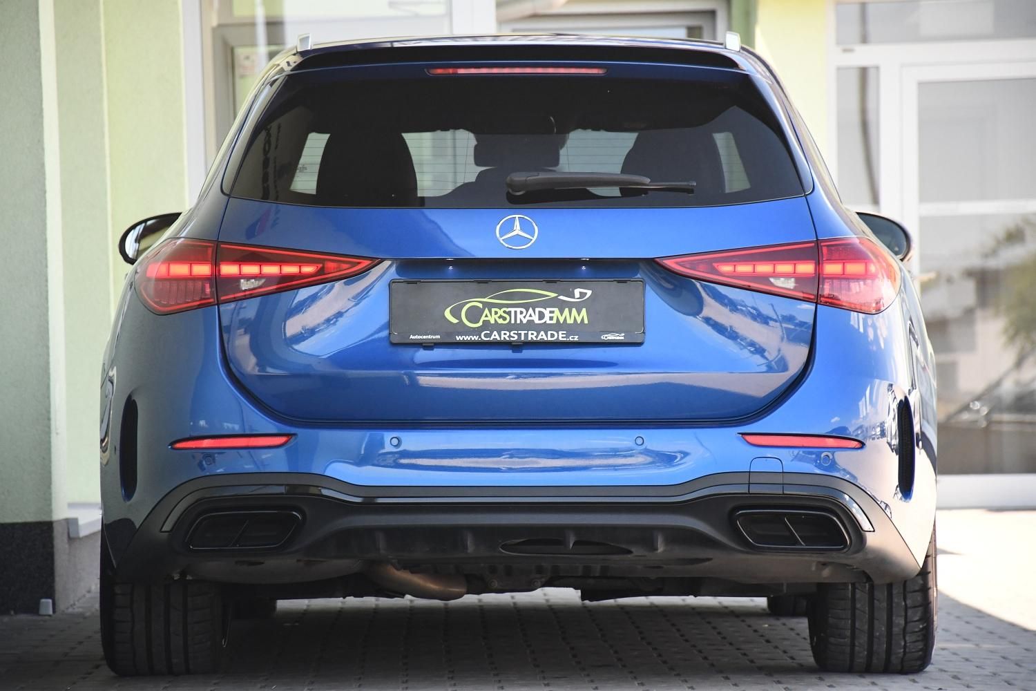 Mercedes-Benz Třídy C, 220D 4M AMG ČR - fotka 4