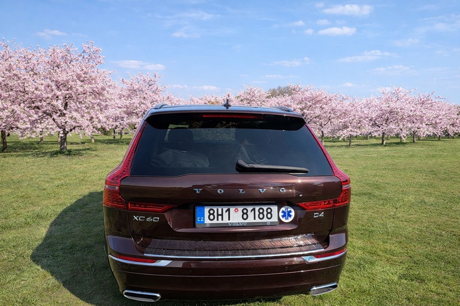 Volvo XC60, Volvo XC60 D4 AWD Inscription - fotka 3