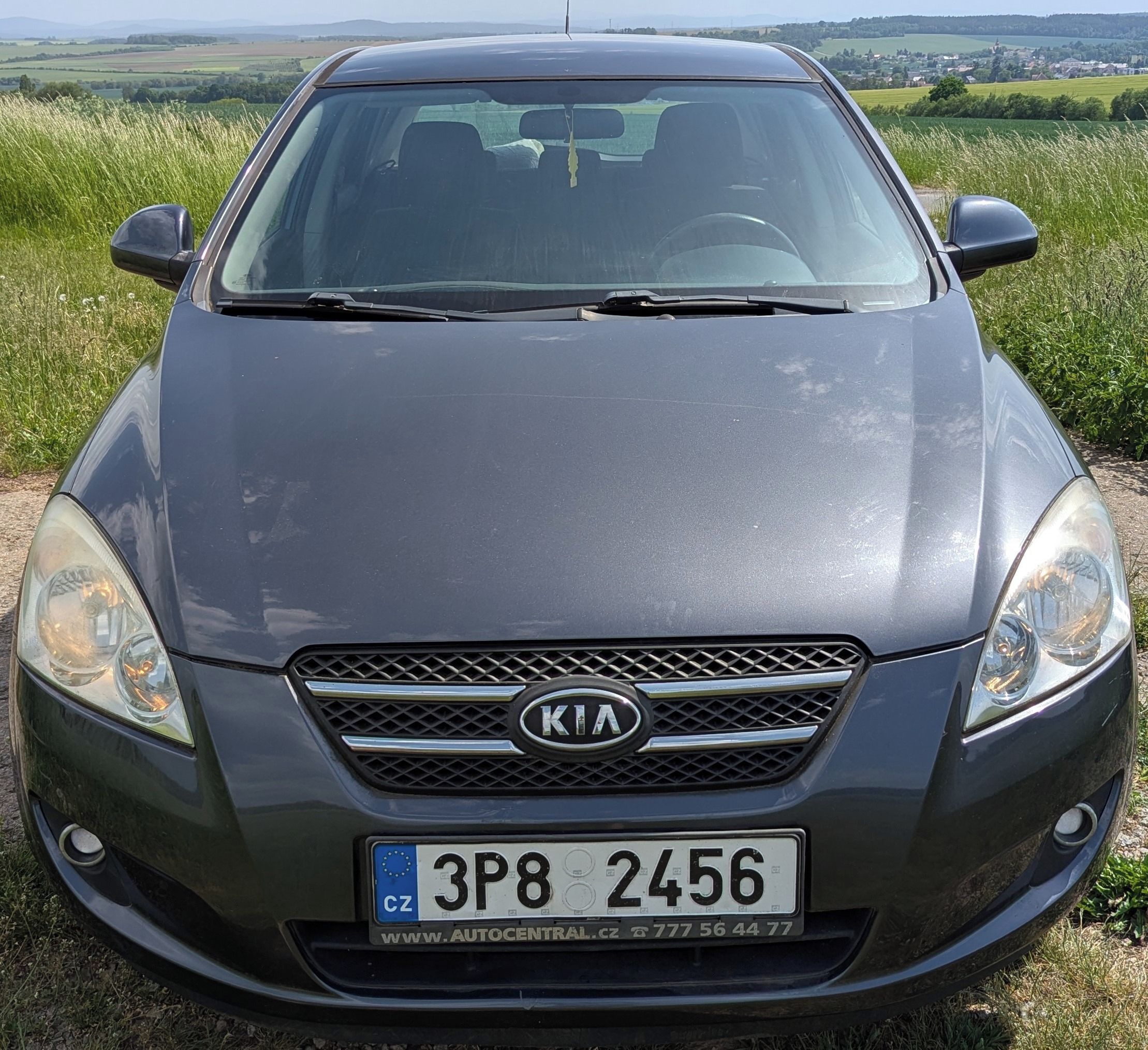 Kia Cee´d, 1.4, r2008, 117100km - fotka 3