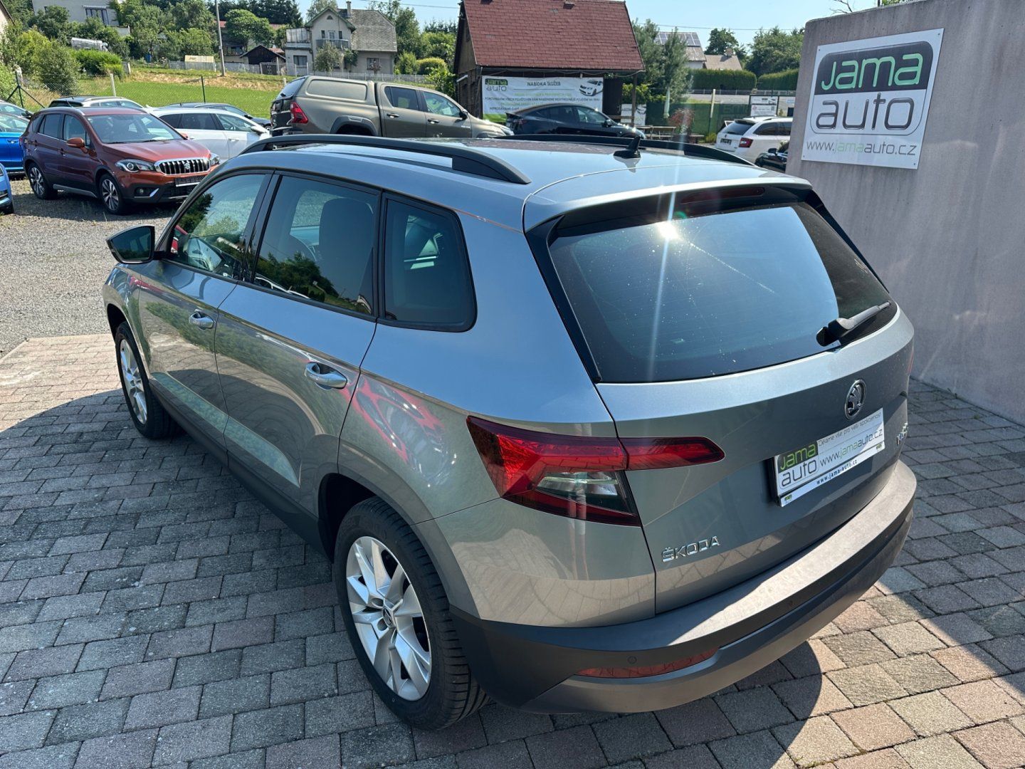 Škoda Karoq, 1,5TSI 110KW STYLE 1.MAJITEL - fotka 4