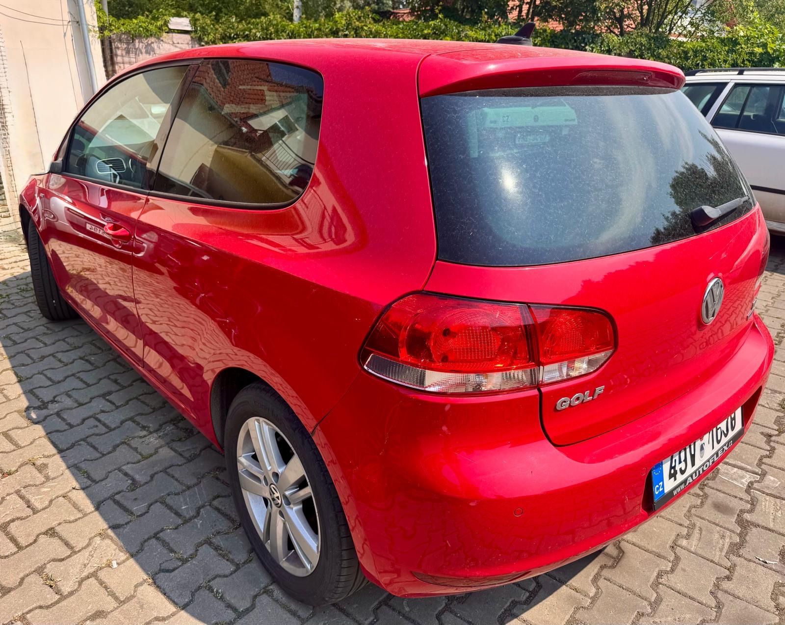 Volkswagen Golf, Automat DSG, 1.6TDi, CZ puvod - fotka 2