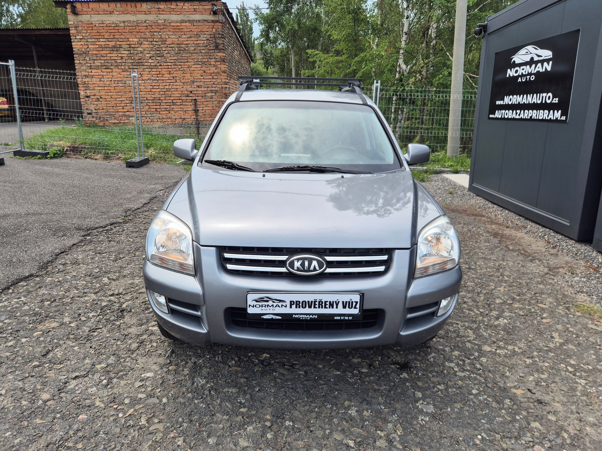 Kia Sportage, 2.0i 104Kw 4x4, klima, tažné - fotka 2