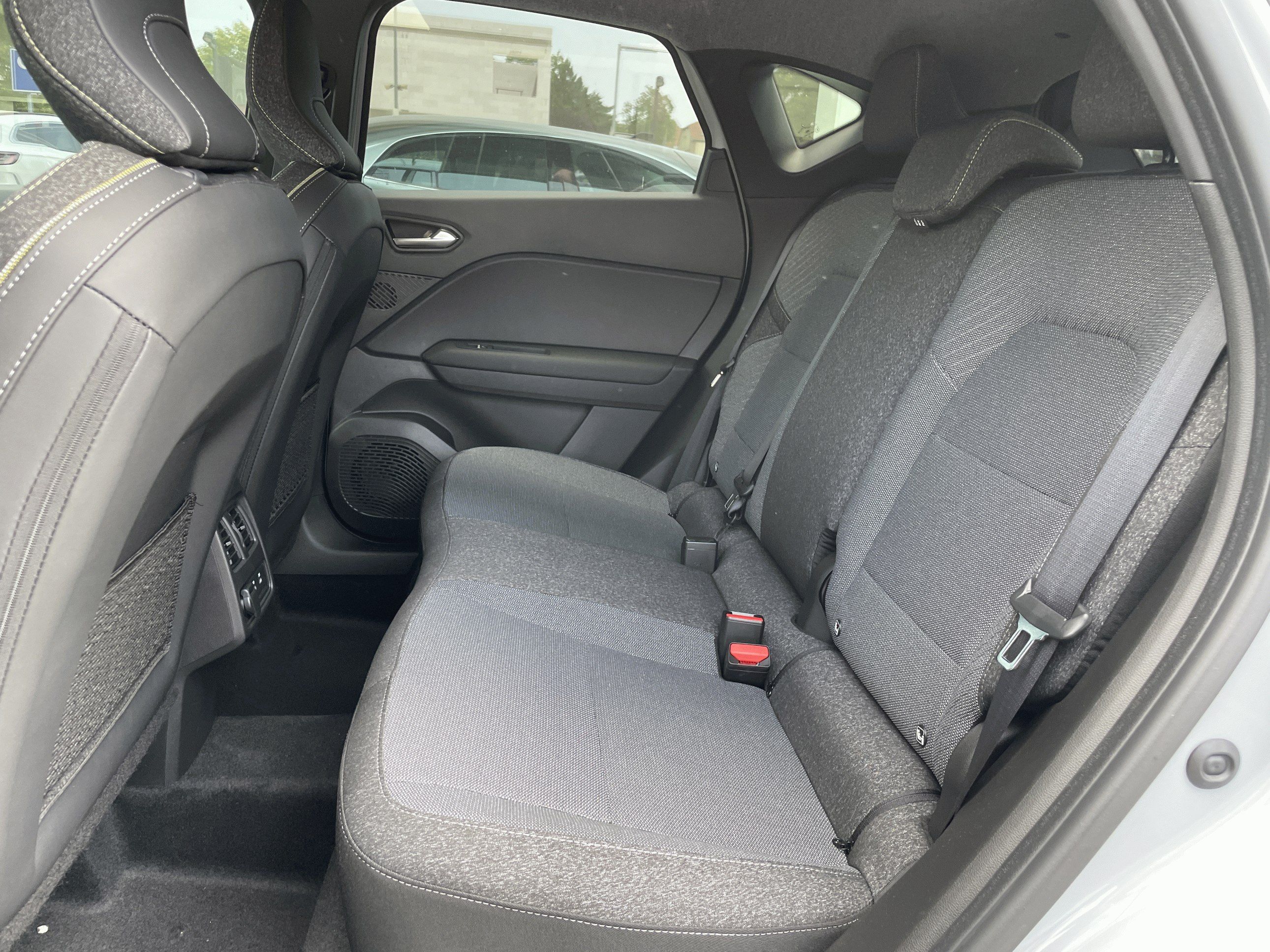 Renault Captur, TCe 90 Techno - fotka 6