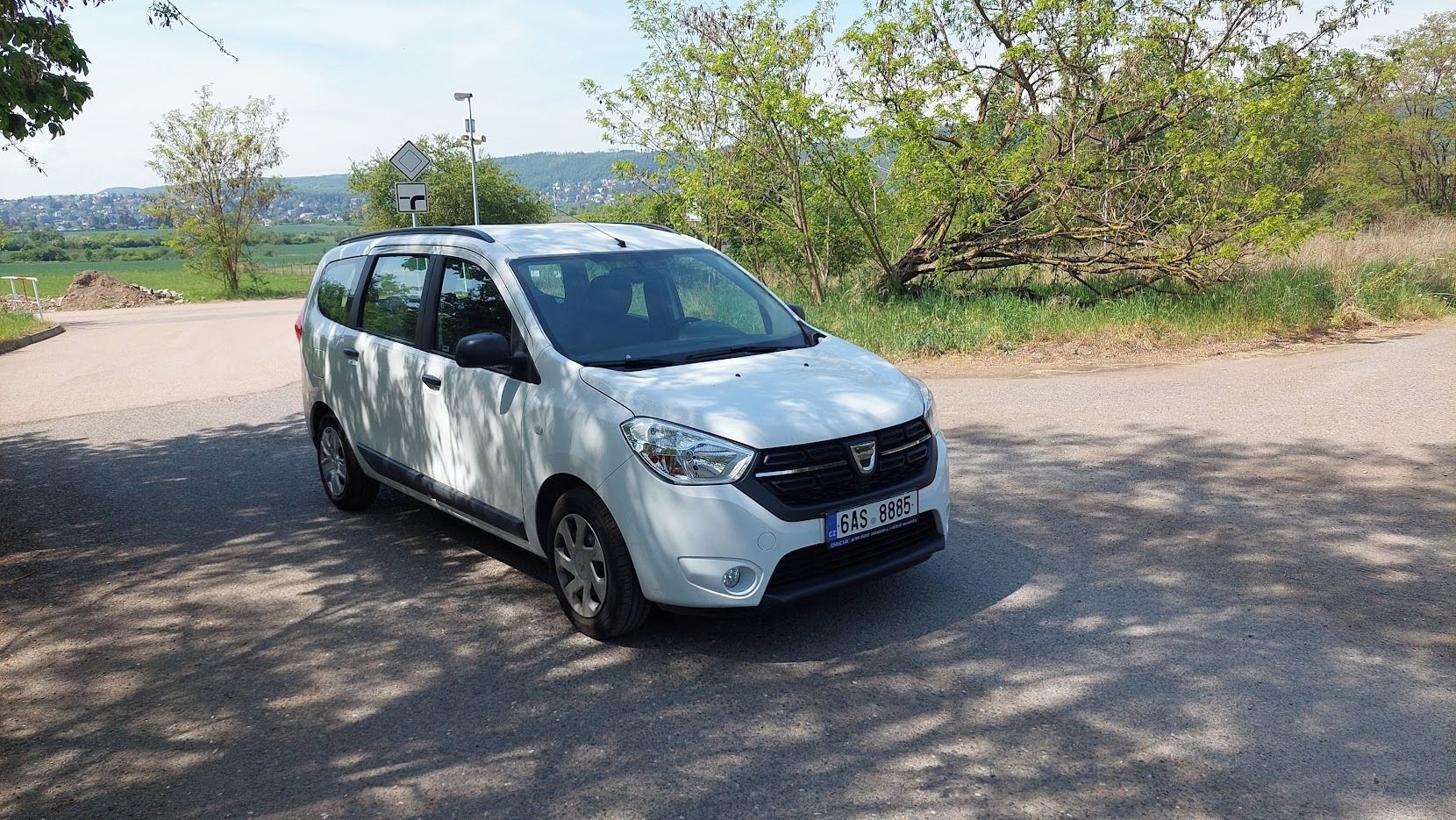 Dacia Lodgy, Zánovní stav, palubní kamera - fotka 4