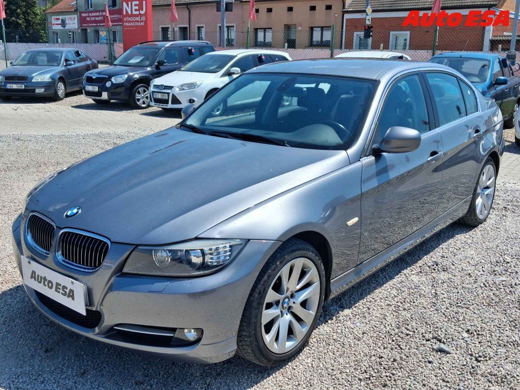 BMW Řada 3, 320d - fotka 3