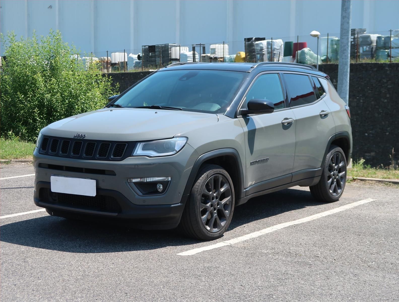 Jeep Compass, 1.3 T-GDI, Automat, Serv.kniha - fotka 2
