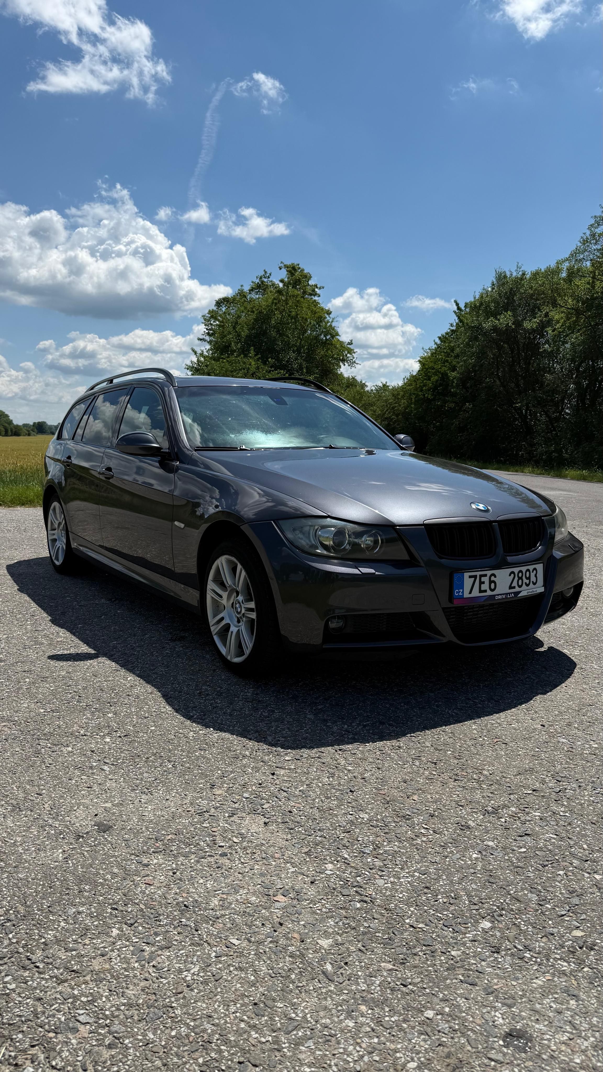 BMW Řada 3, BMW 330d E91 M-paket - fotka 2