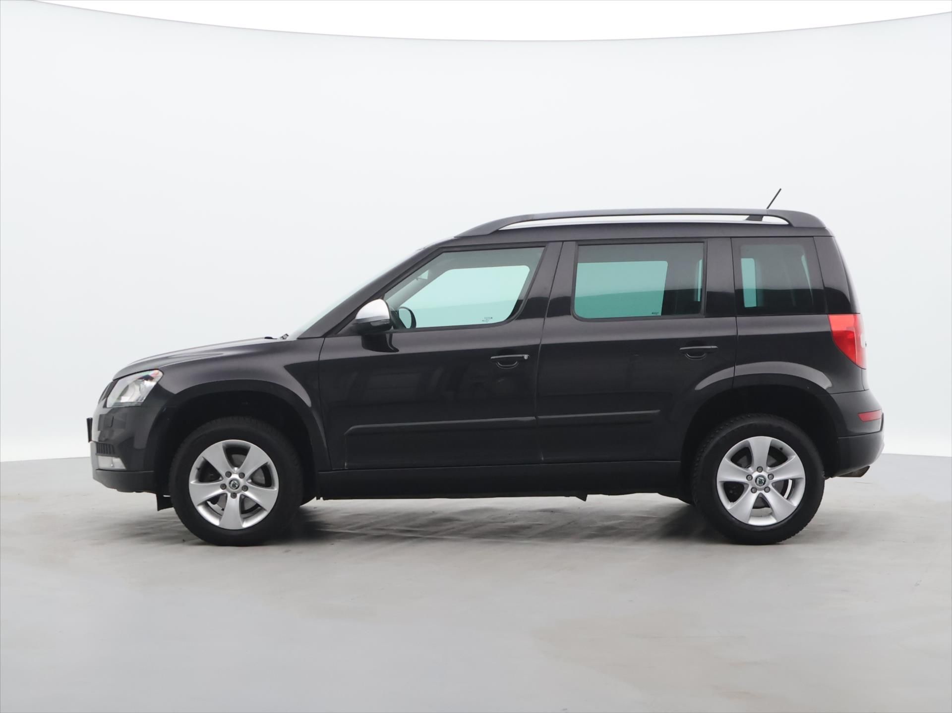 Škoda Yeti, 2,0 TDI 4x4 Outdoor Xenon - fotka 4