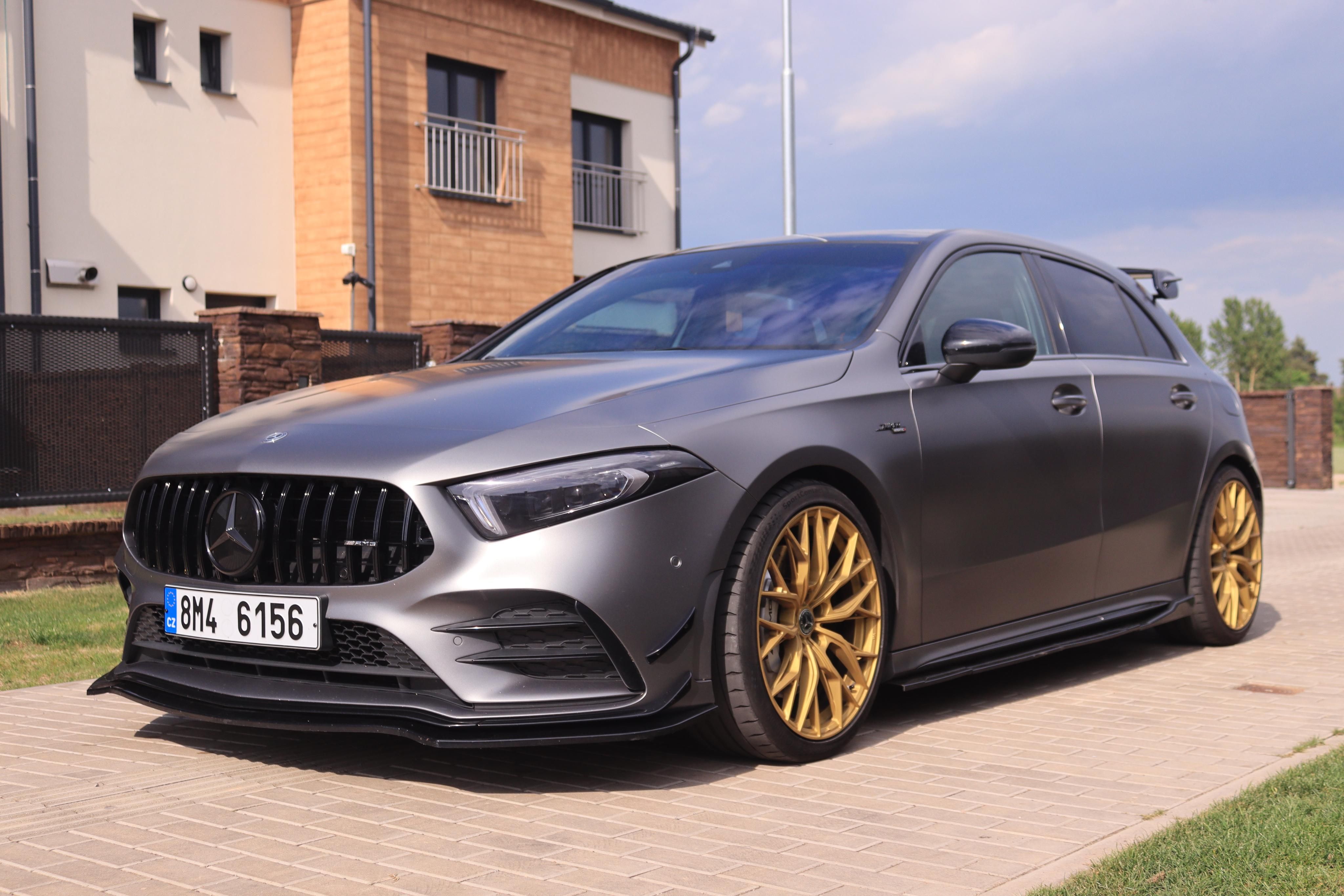Mercedes-Benz Třídy A, Mercedes-AMG A 35 4MATIC+ - fotka 6