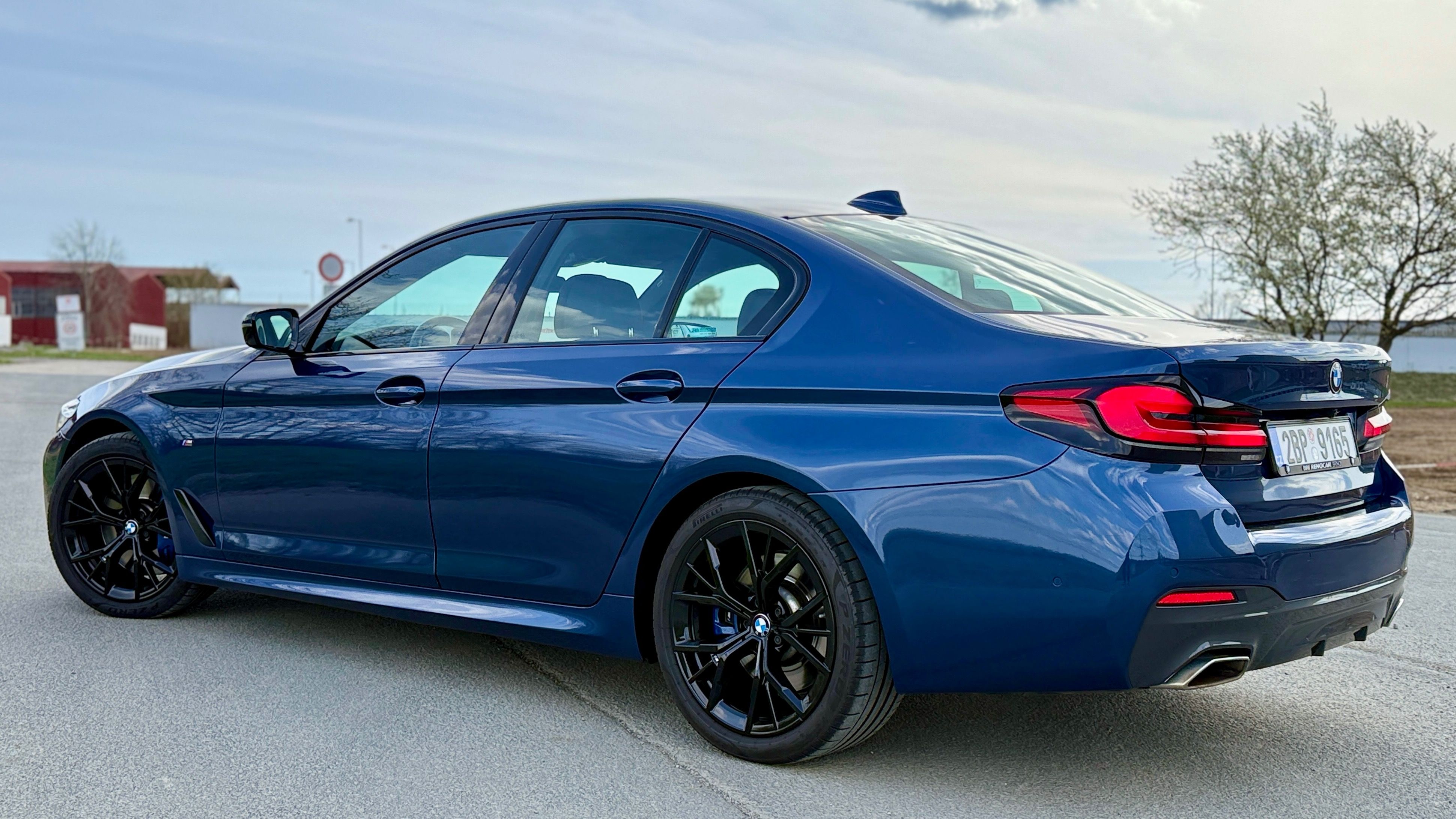 BMW Řada 5, 530d 210Kw|M-Paket|1.Maj|ČR - fotka 3