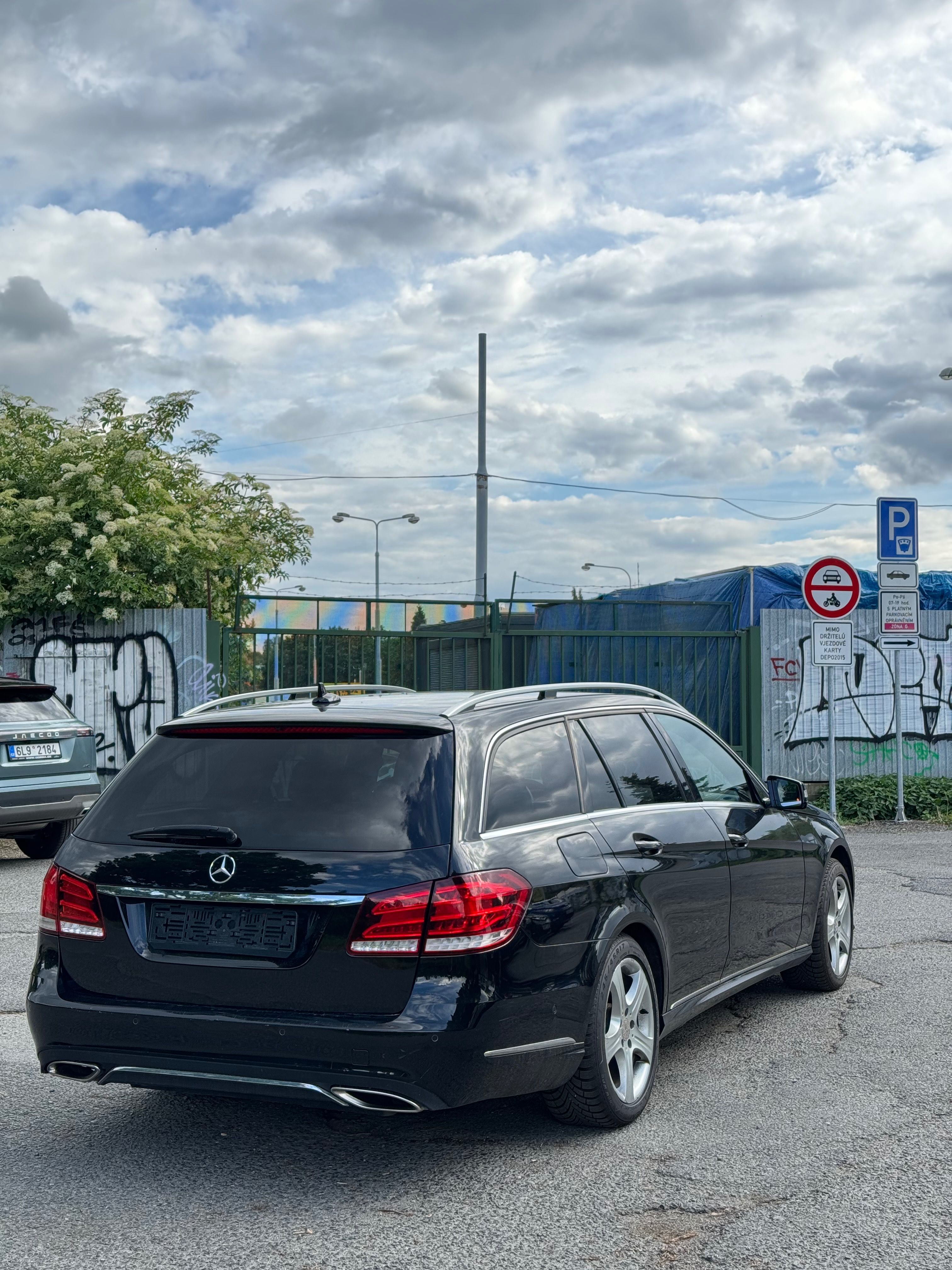 Mercedes-Benz Třídy E, W212 250CDI 4matic serviska - fotka 5
