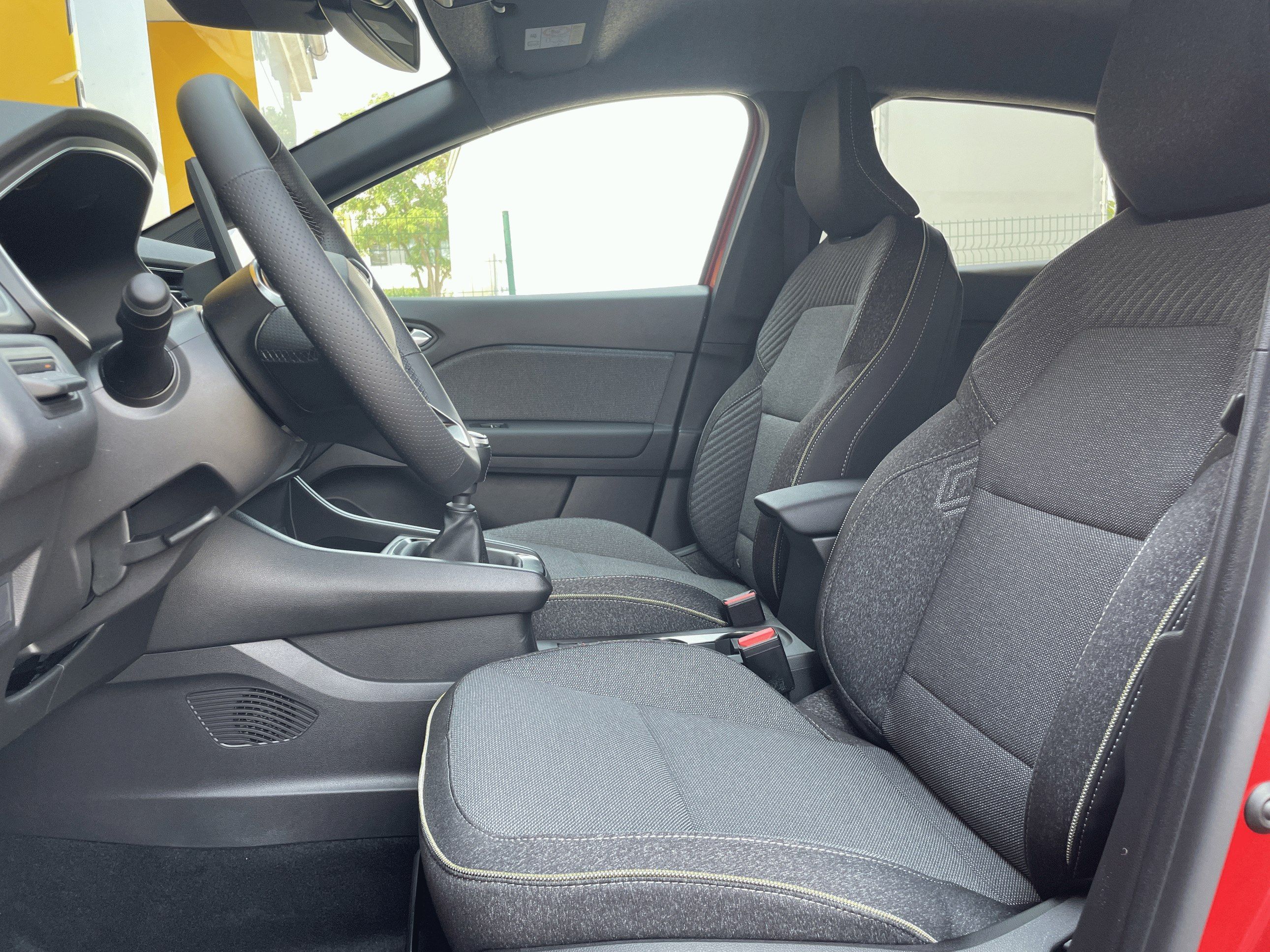 Renault Captur, TCe 90 Techno - fotka 5