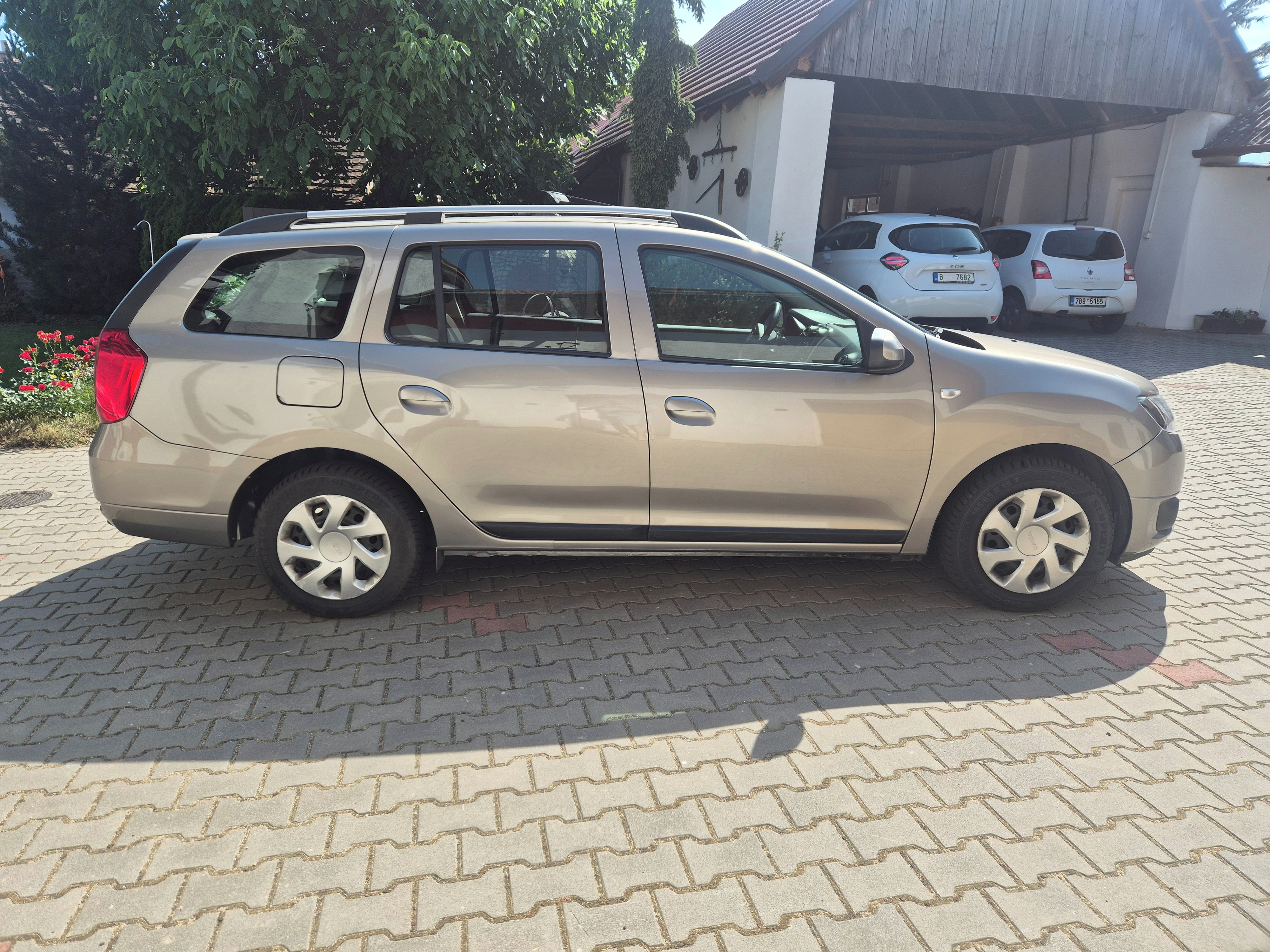 Dacia Logan, 0,9 TCe 90PS Laureate MCV - fotka 4