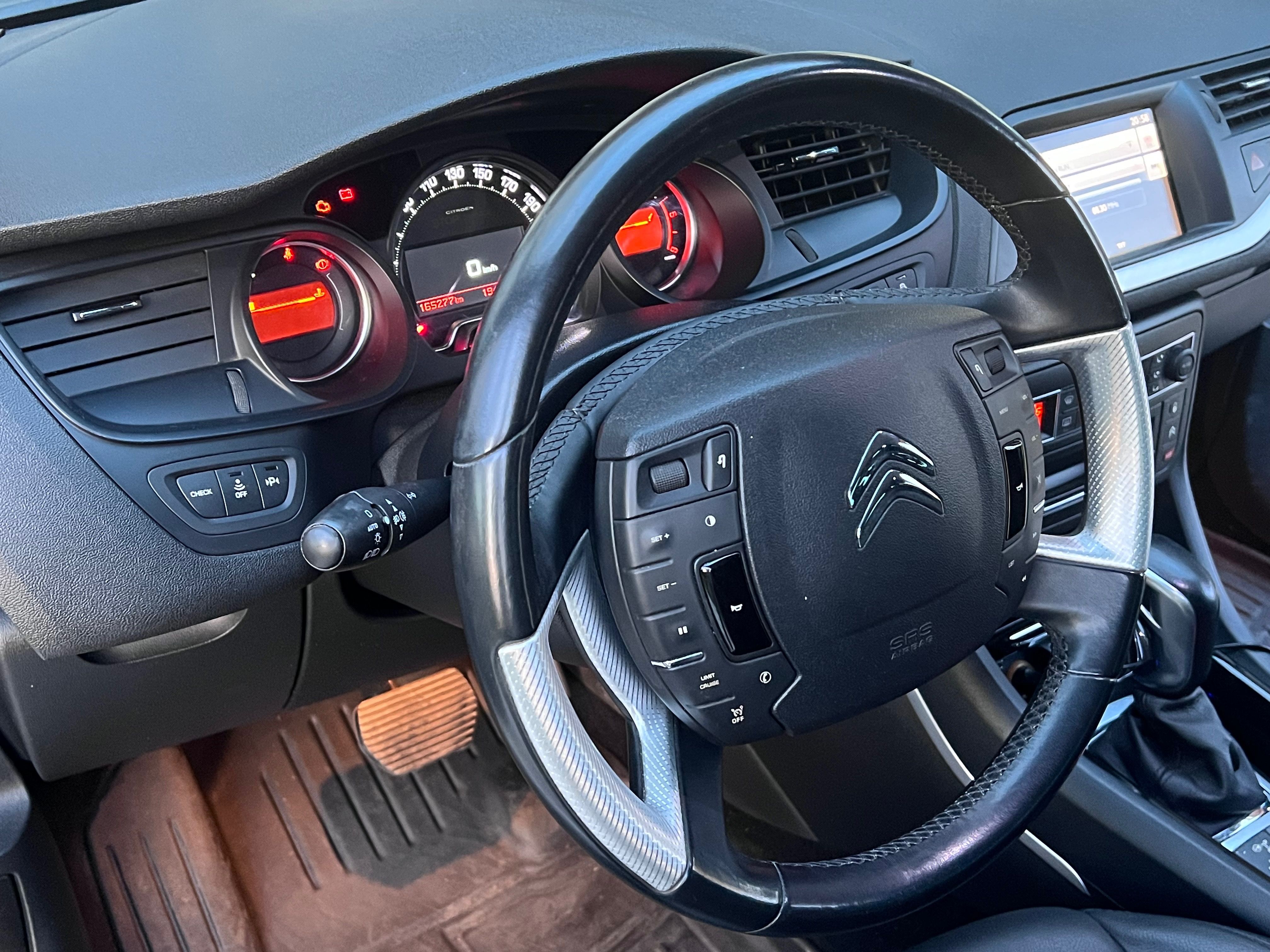 Citroën C5 - fotka 6