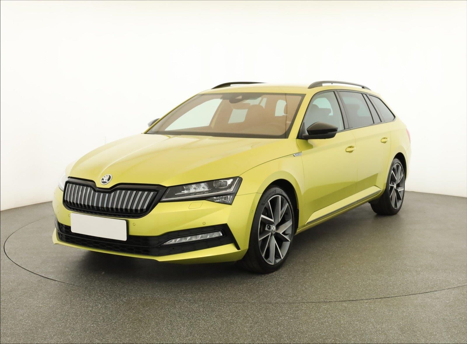 Škoda Superb, iV 1.4 TSI PHEV, Sportline - fotka 2