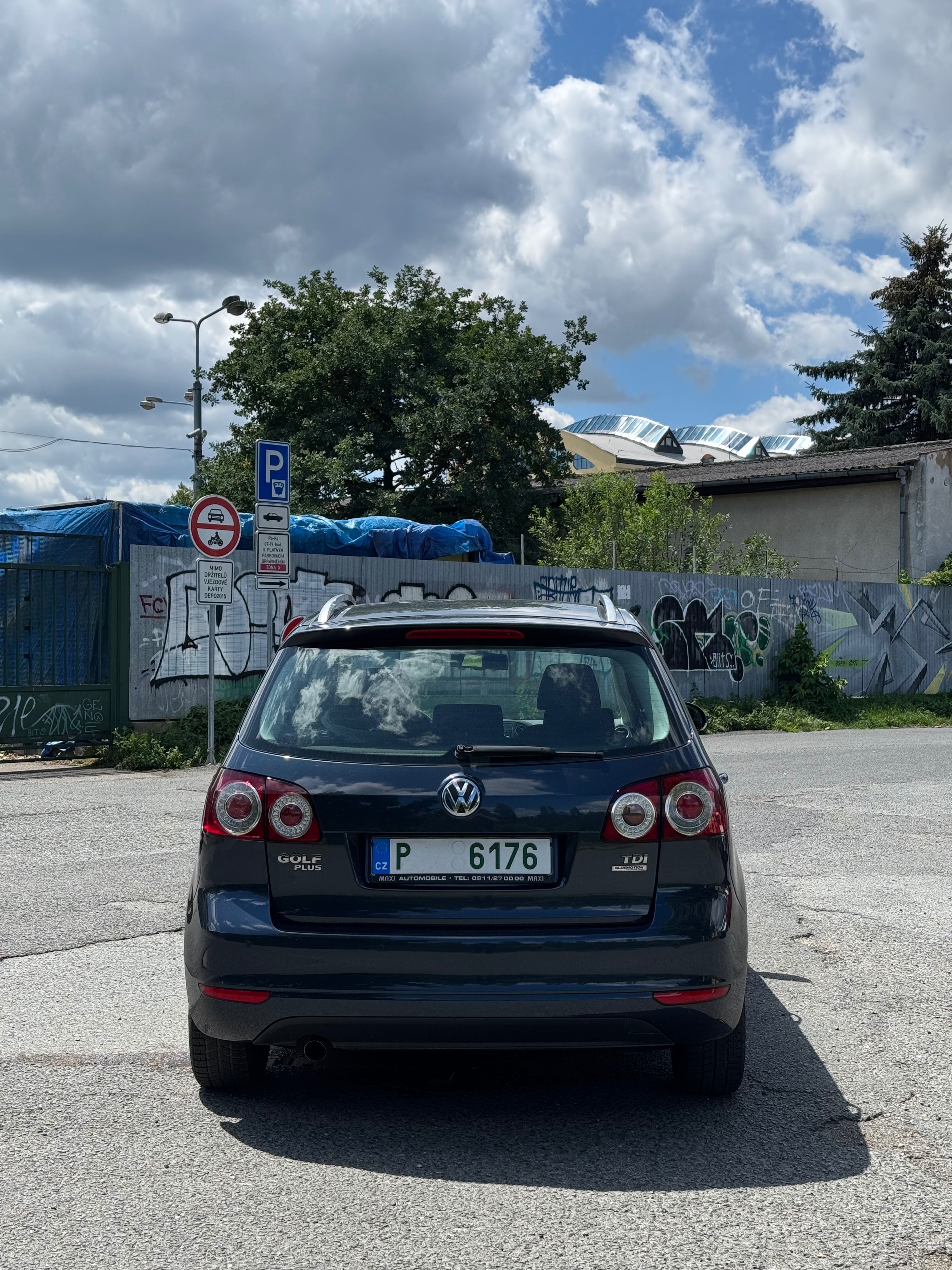 Volkswagen Golf Plus, 1.6 TDI, 77Kw manuál Klima - fotka 6