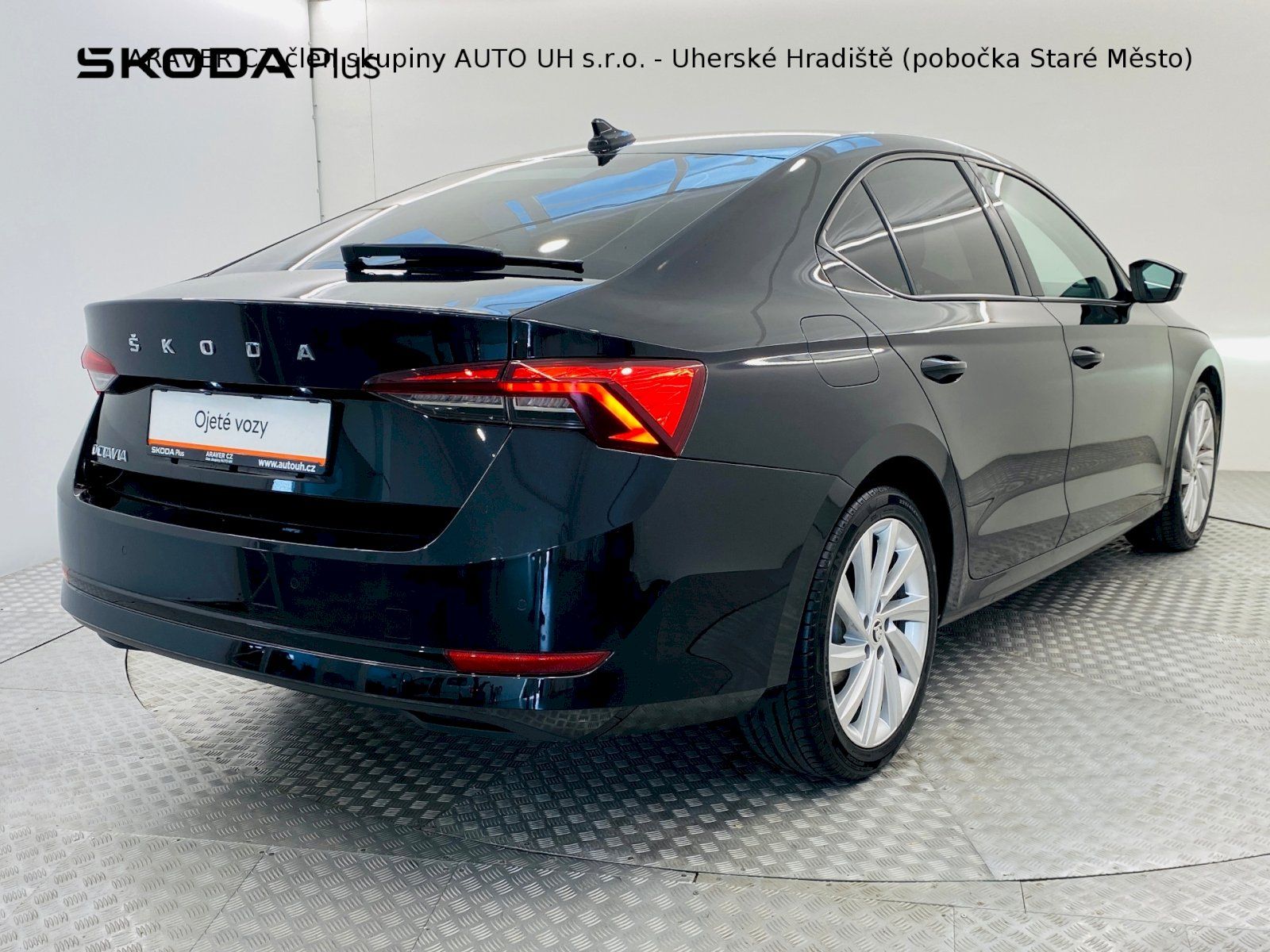 Škoda Octavia, 1.5 TSI 110kW Ambition Plus - fotka 2