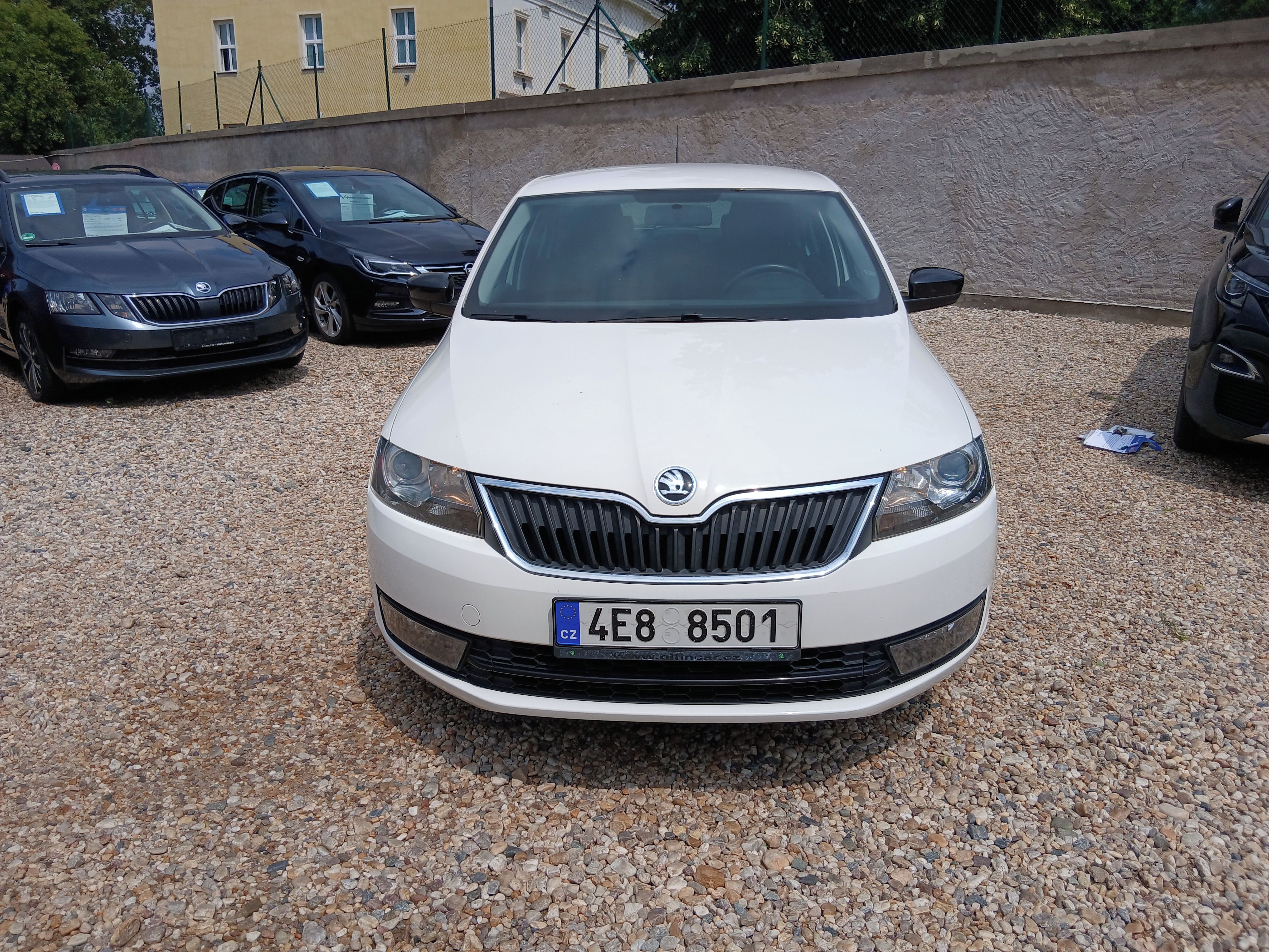 Škoda Rapid, 1.2TSi 77KW 1xMaj.Ambi+Zim.kol - fotka 2