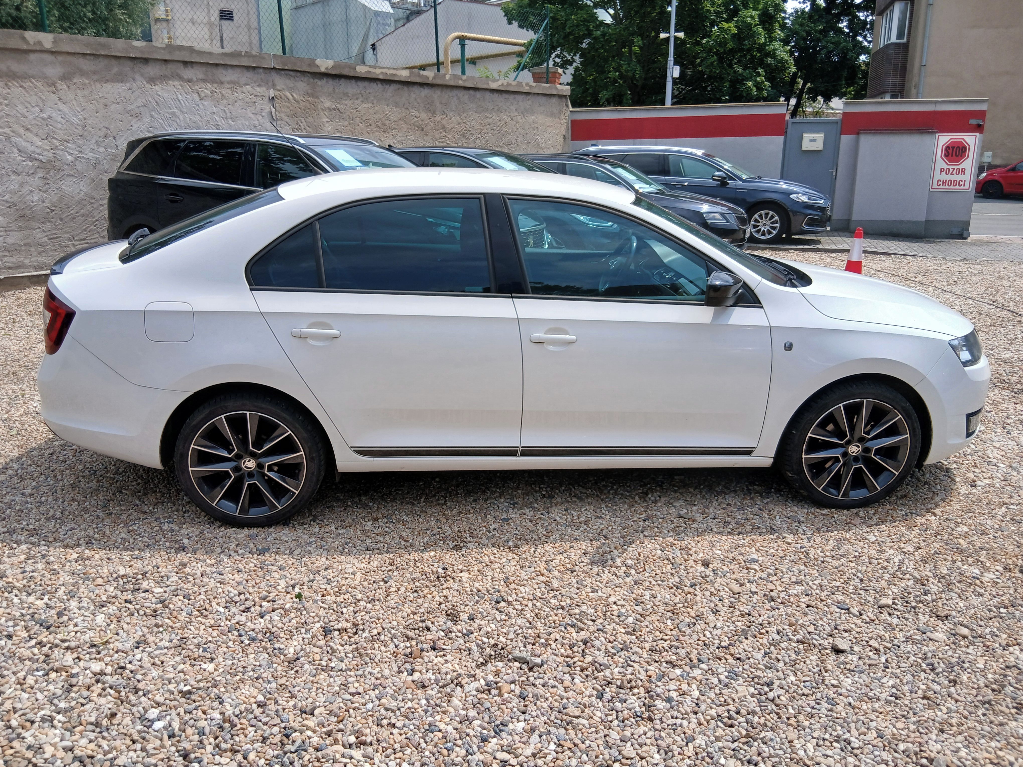 Škoda Rapid, 1.2TSi 77KW 1xMaj.Ambi+Zim.kol - fotka 4