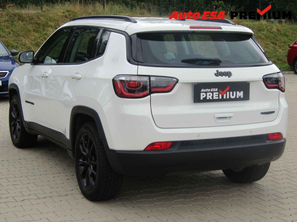Jeep Compass, 1.3 GSe,2.maj,ČR - fotka 6