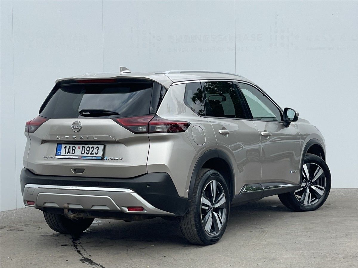 Nissan X-Trail, 1,5 e-POWER e-FORCE AWD TEKNA+ - fotka 3