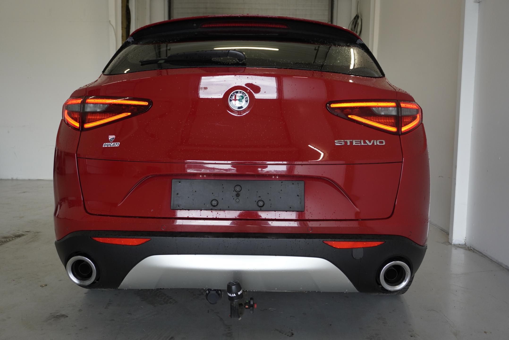 Alfa Romeo Stelvio, 2.2D 132kW, 121 000KM - fotka 6
