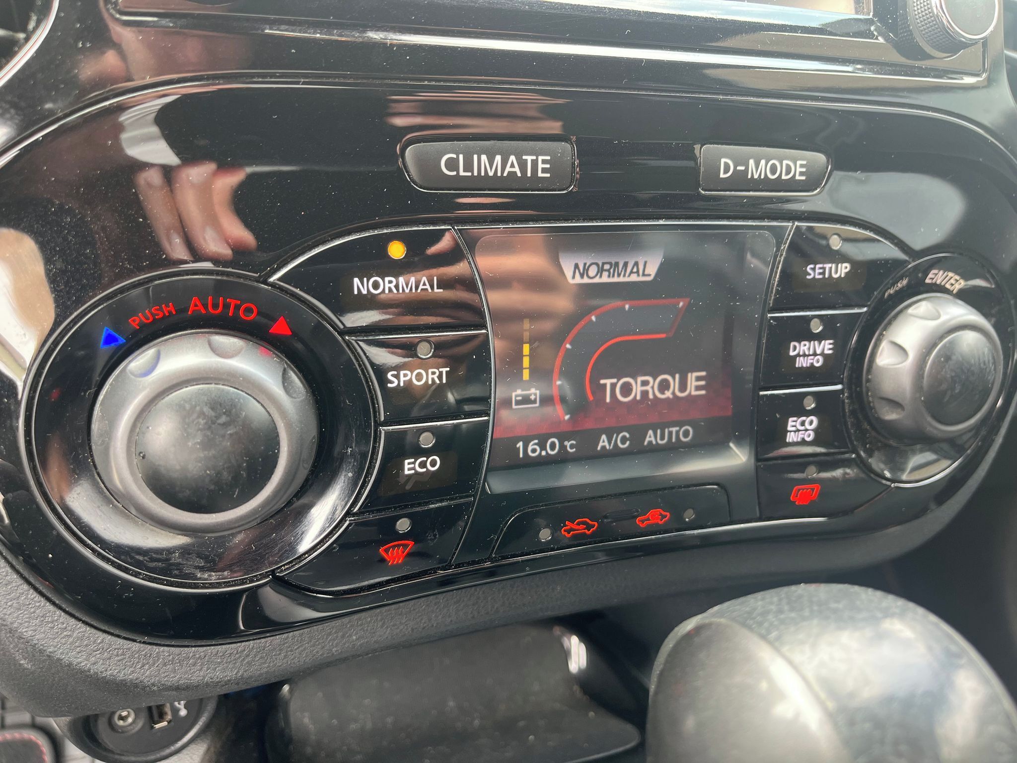 Nissan Juke, 1.6 DIG-T/147kW Nismo RS - fotka 5